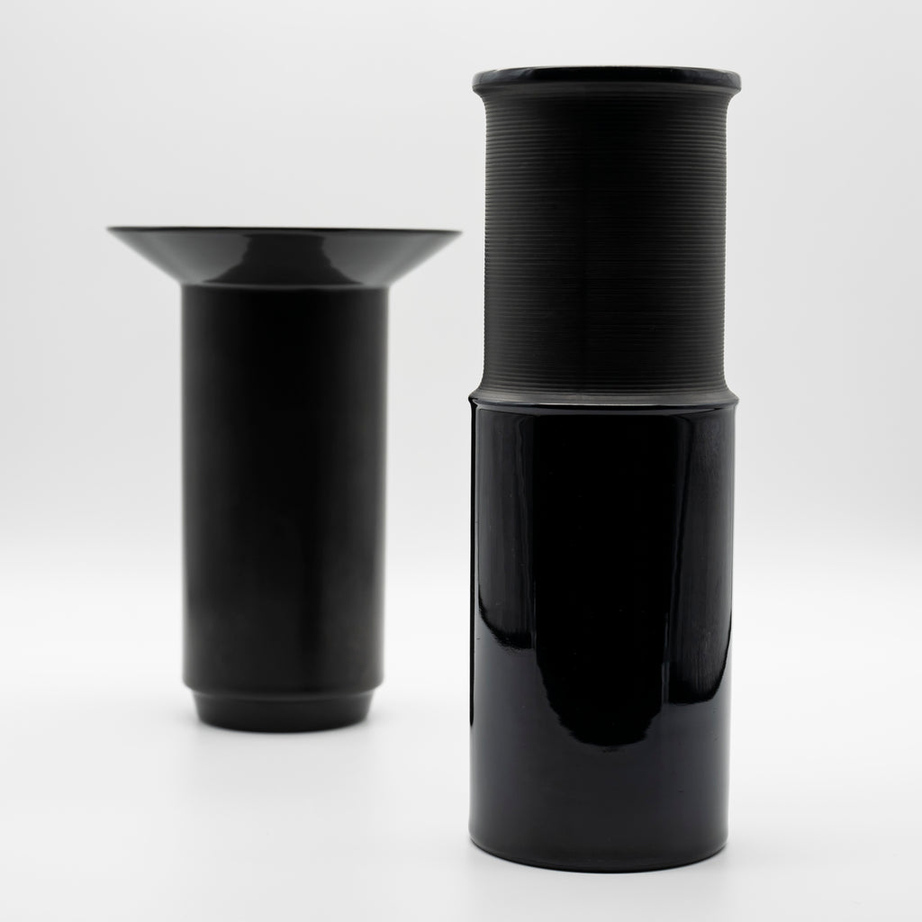 Porcelaine Noire Vase Duo - Jan van der Vaart & Tapio Wirkkala for Rosenthal, 1980s