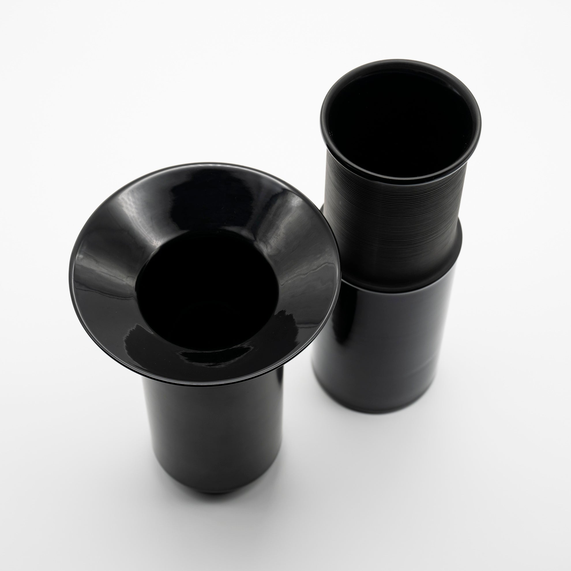 Porcelaine Noire Vase Duo - Jan van der Vaart & Tapio Wirkkala for Rosenthal, 1980s