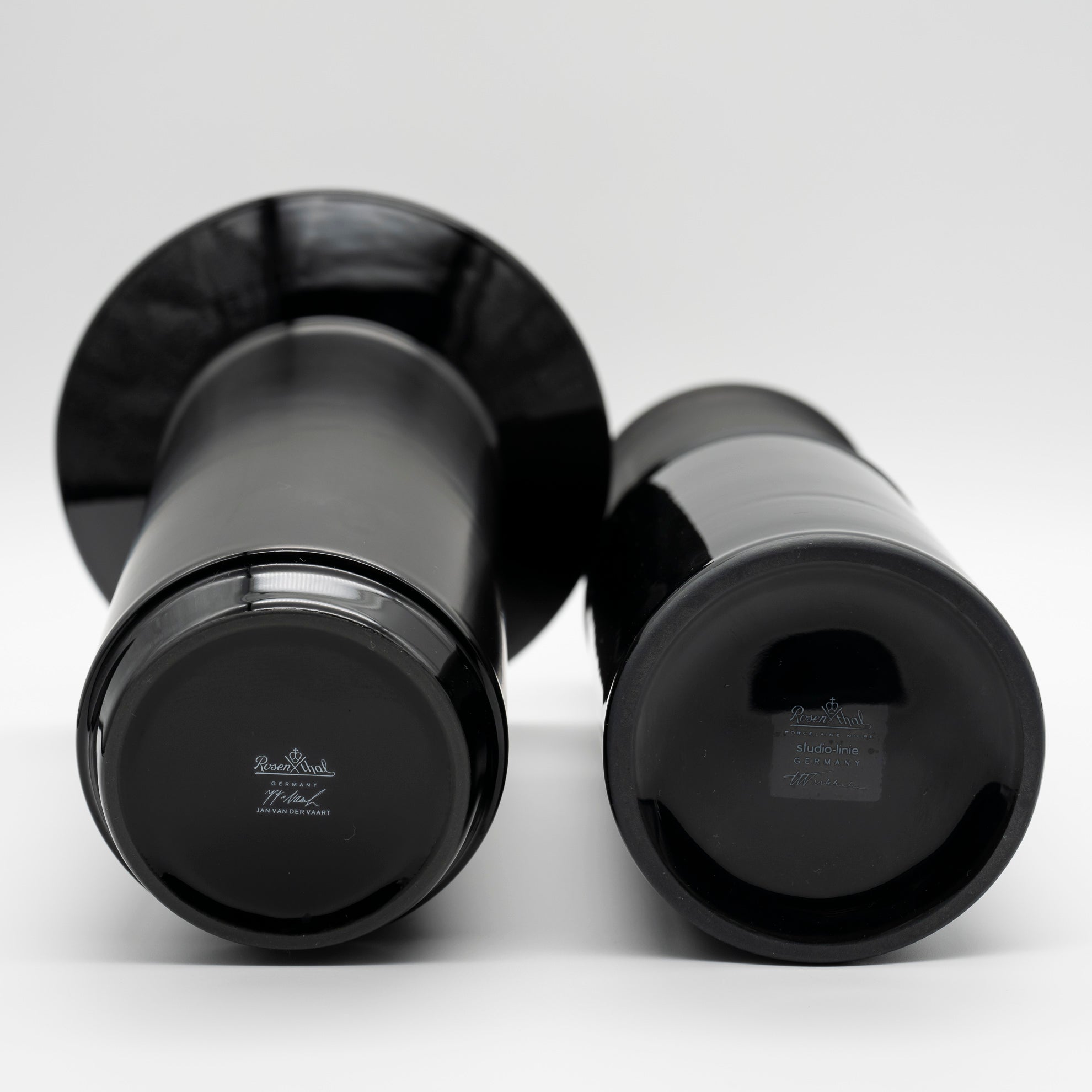 Porcelaine Noire Vase Duo - Jan van der Vaart & Tapio Wirkkala for Rosenthal, 1980s