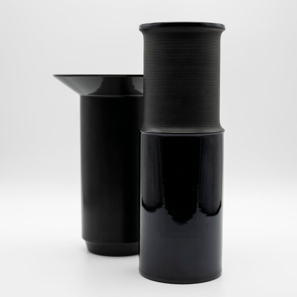 Porcelaine Noire Vase Duo - Jan van der Vaart & Tapio Wirkkala for Rosenthal, 1980s