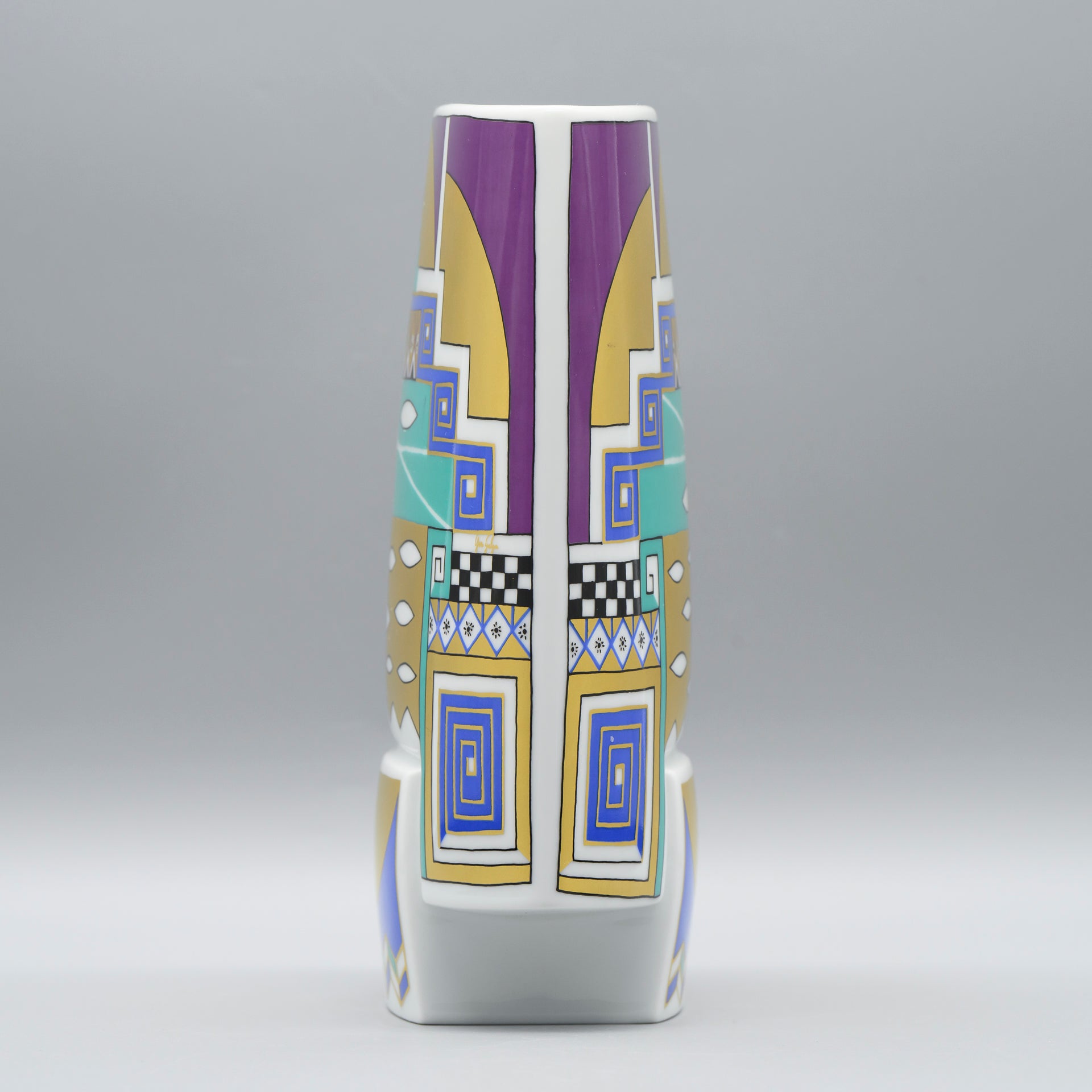 Memphis-era decor of Debut Vase – Michael Boehm & Yves Galgon for Rosenthal, 1970s–1980s