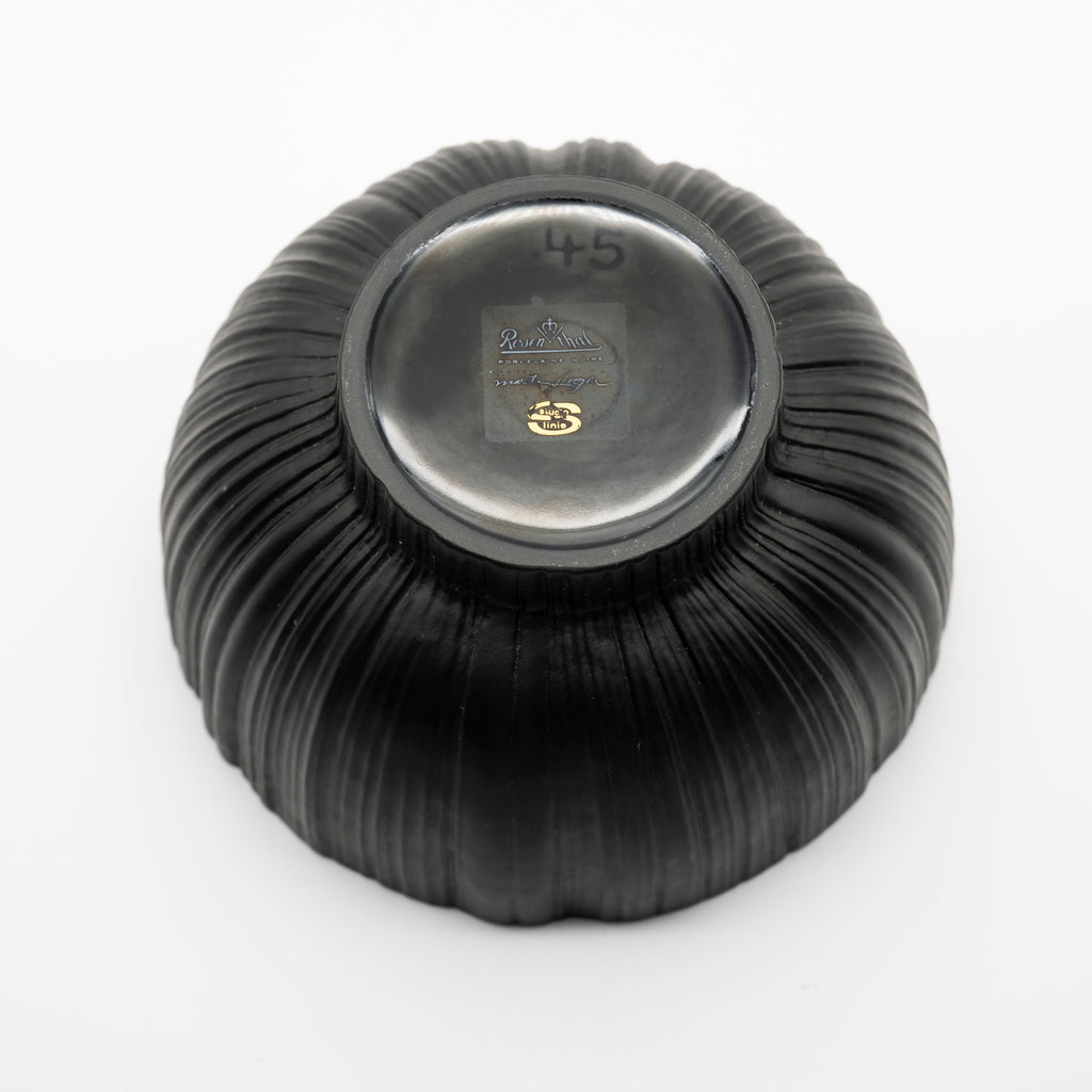 Plissée Porcelaine Noire Bowl – Martin Freyer for Rosenthal, 1970s