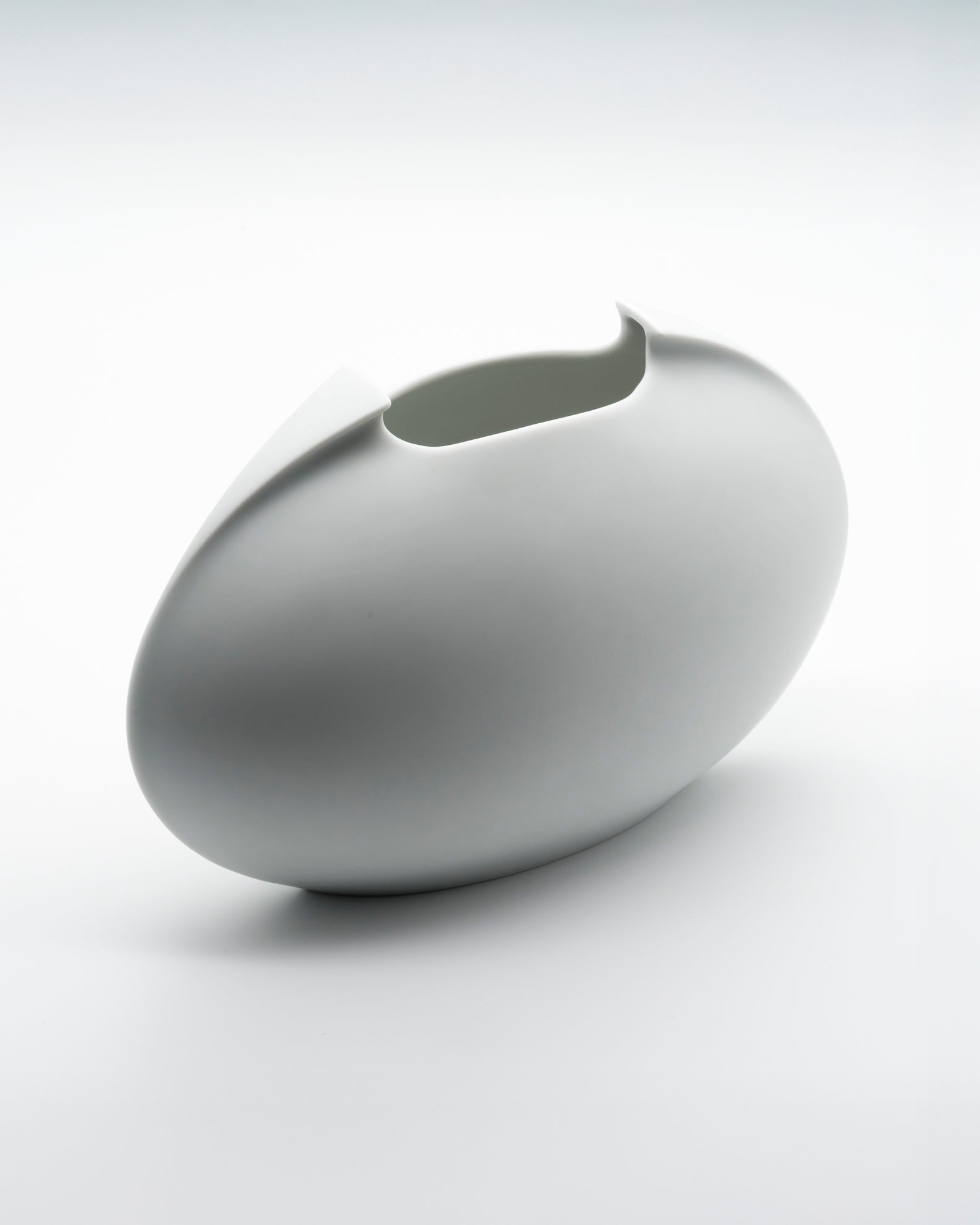 White Bisque Porcelain Vase "Tasca" - Lino Sabattini for Rosenthal, 1986