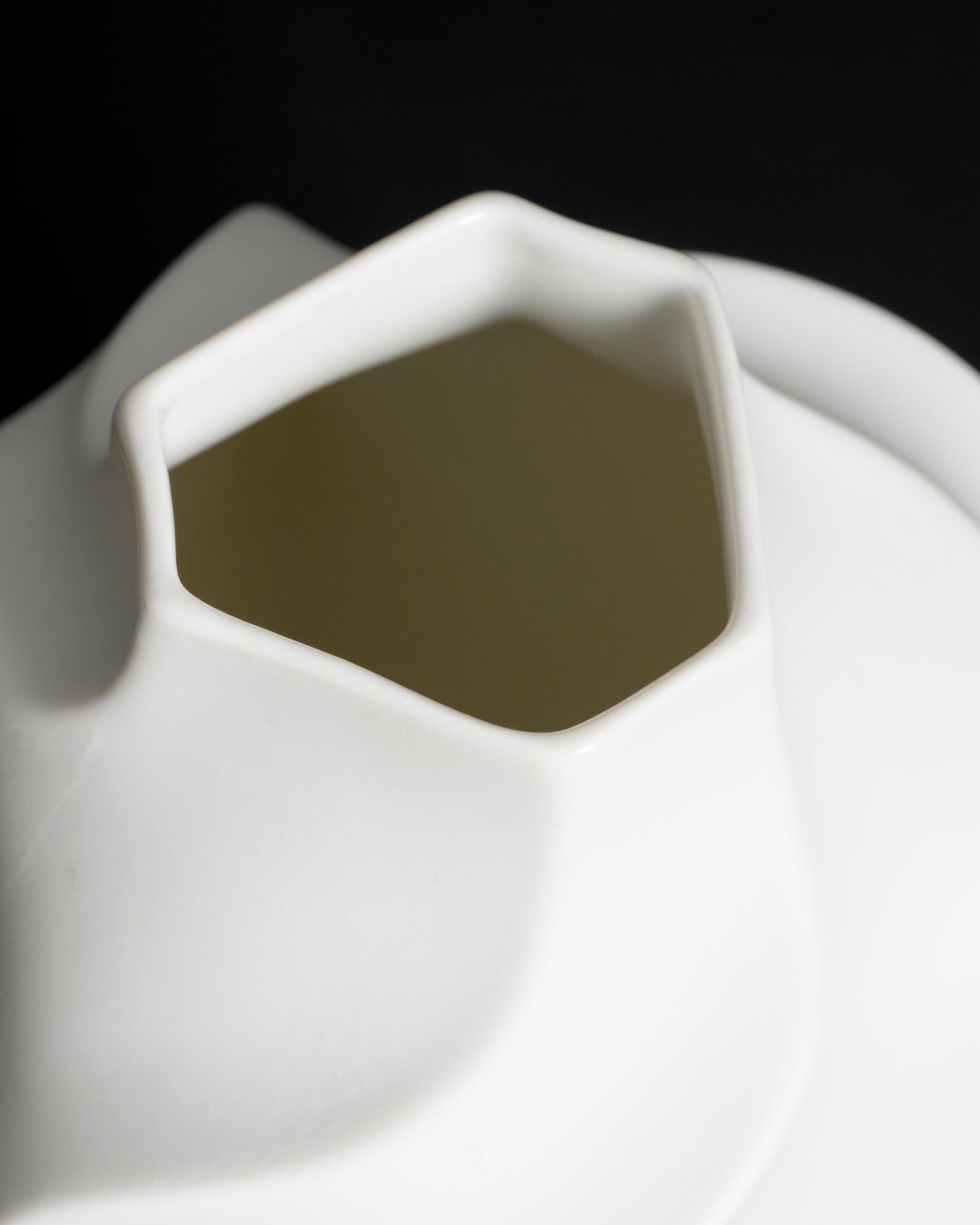 Archais & Twist Vase Duo – Hutschenreuther & Heinrich, 1960s–1970s