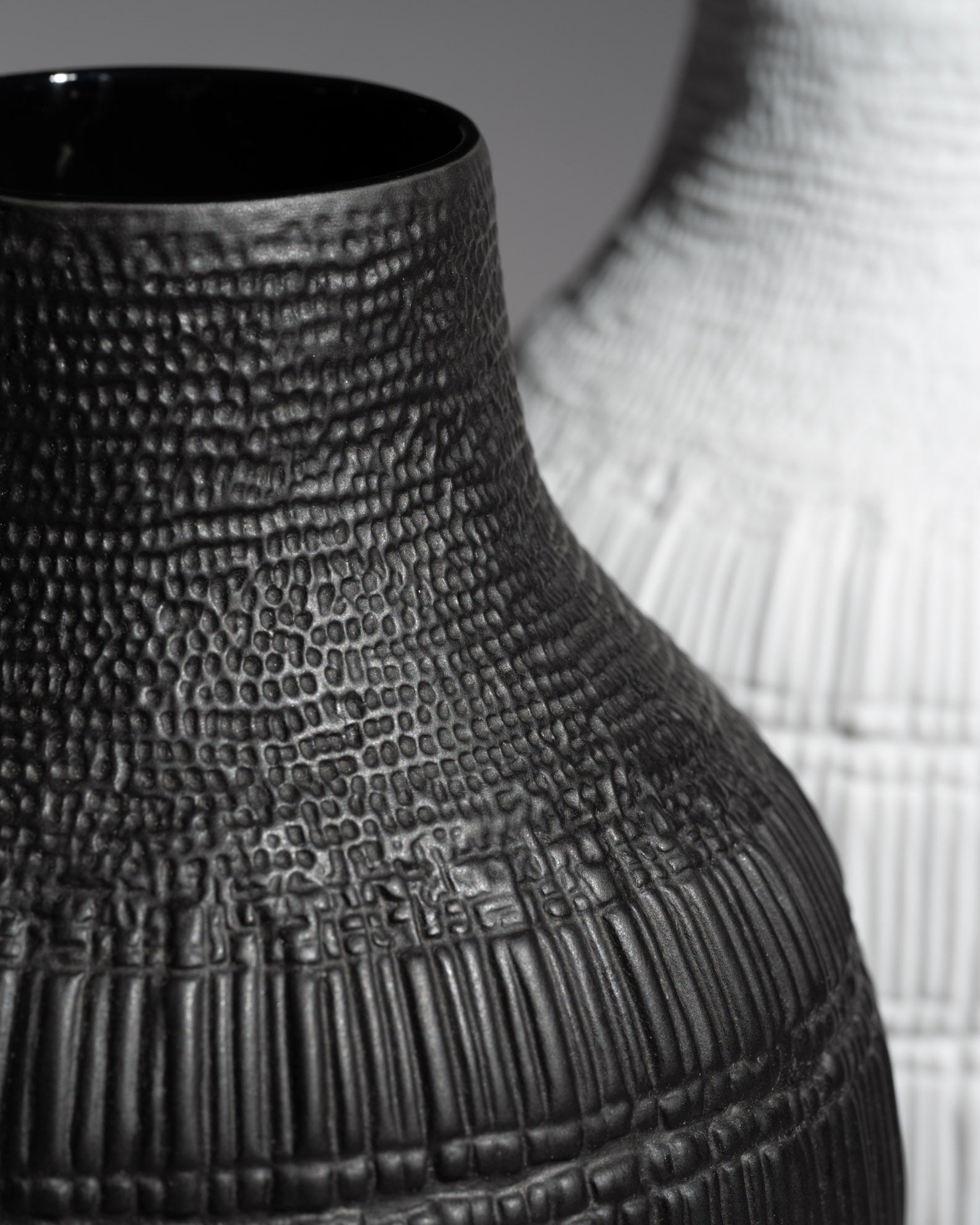 Structura Bisque Porcelain Duo – Elsa Fischer-Treyden & Margret Hildebrand for Rosenthal, 1970s