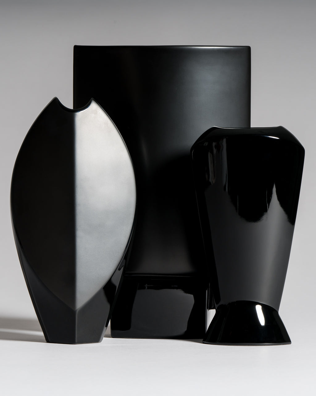 Porcelaine Noire Trio – Josep Llusca, Michael Boehm & Else Fischer-Treyden for Rosenthal Studio Line, 1980s–1990s