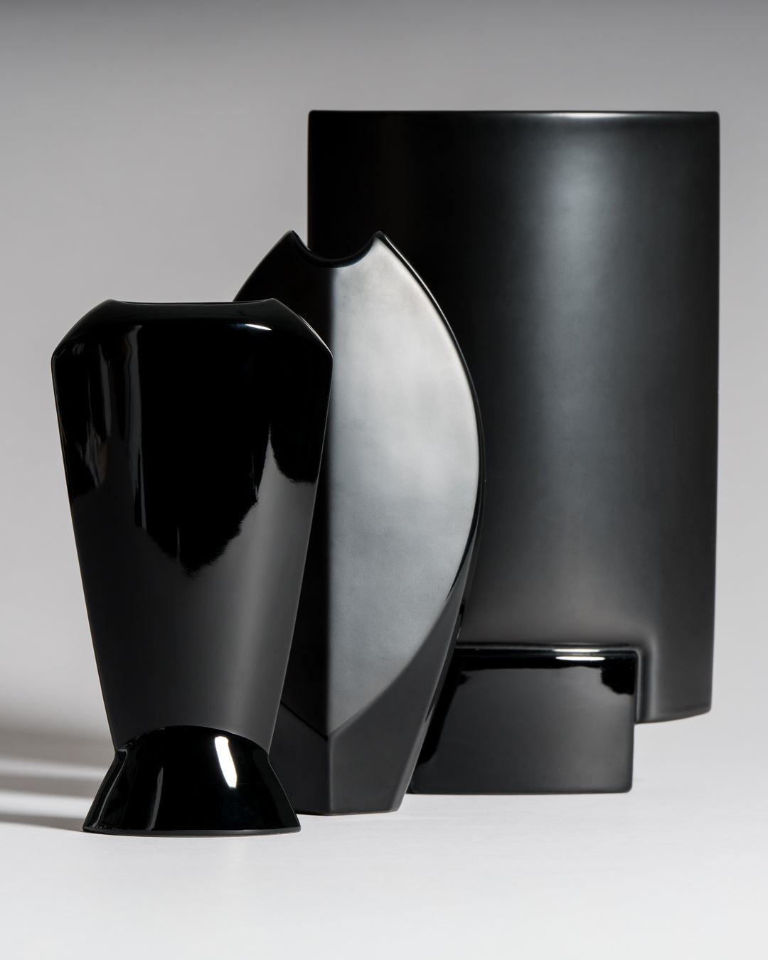 Porcelaine Noire Trio – Josep Llusca, Michael Boehm & Else Fischer-Treyden for Rosenthal Studio Line, 1980s–1990s