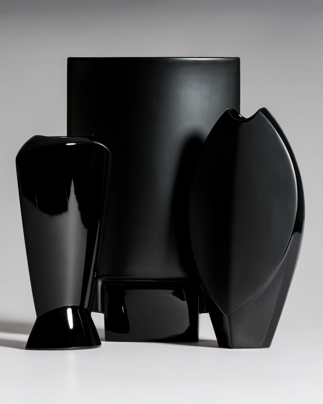 Porcelaine Noire Trio – Josep Llusca, Michael Boehm & Else Fischer-Treyden for Rosenthal Studio Line, 1980s–1990s