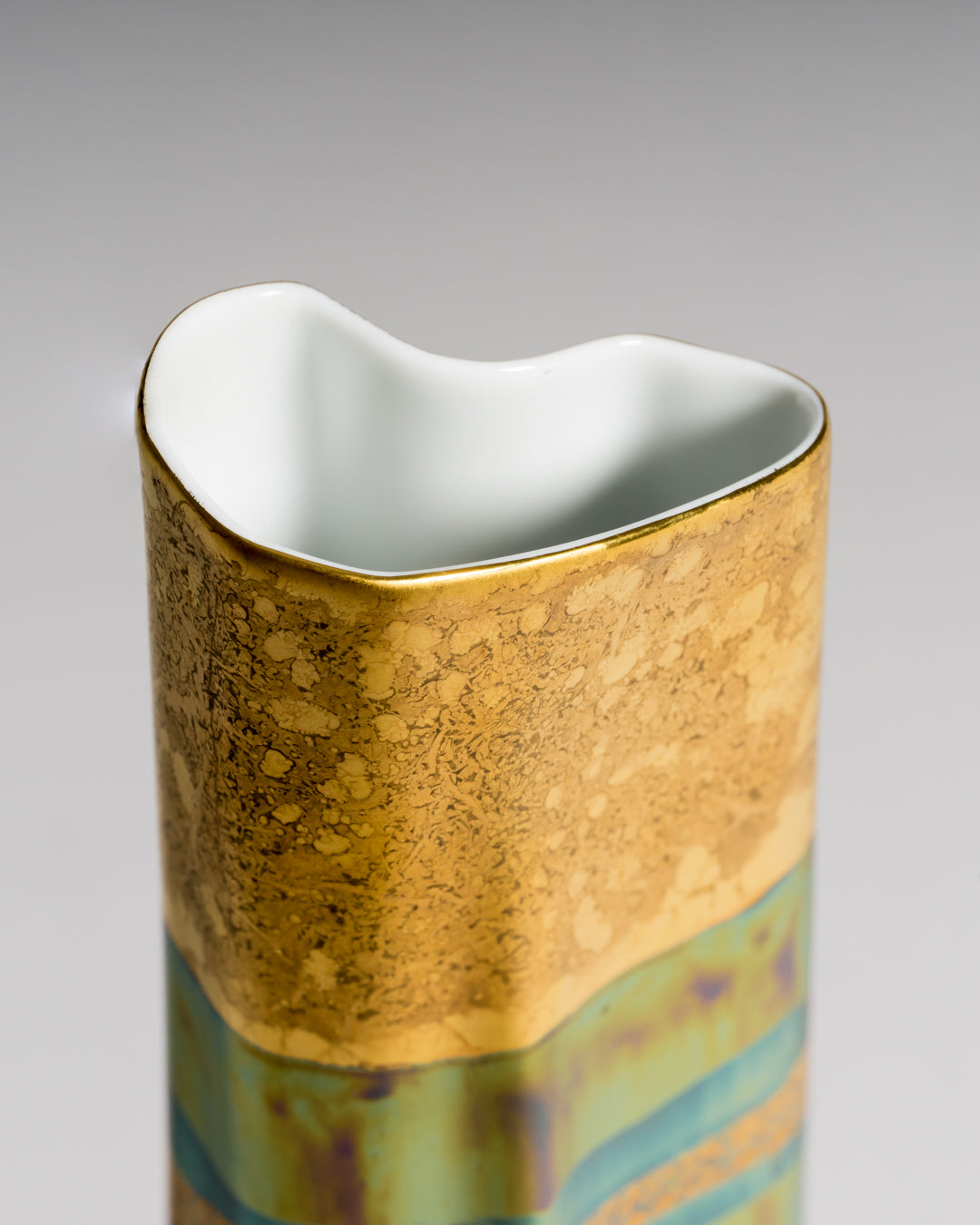 Eosin Satin Porcelain Vase & Bowl Trio – Johan van Loon Forms & Helmut Drexler for Rosenthal, 1990s
