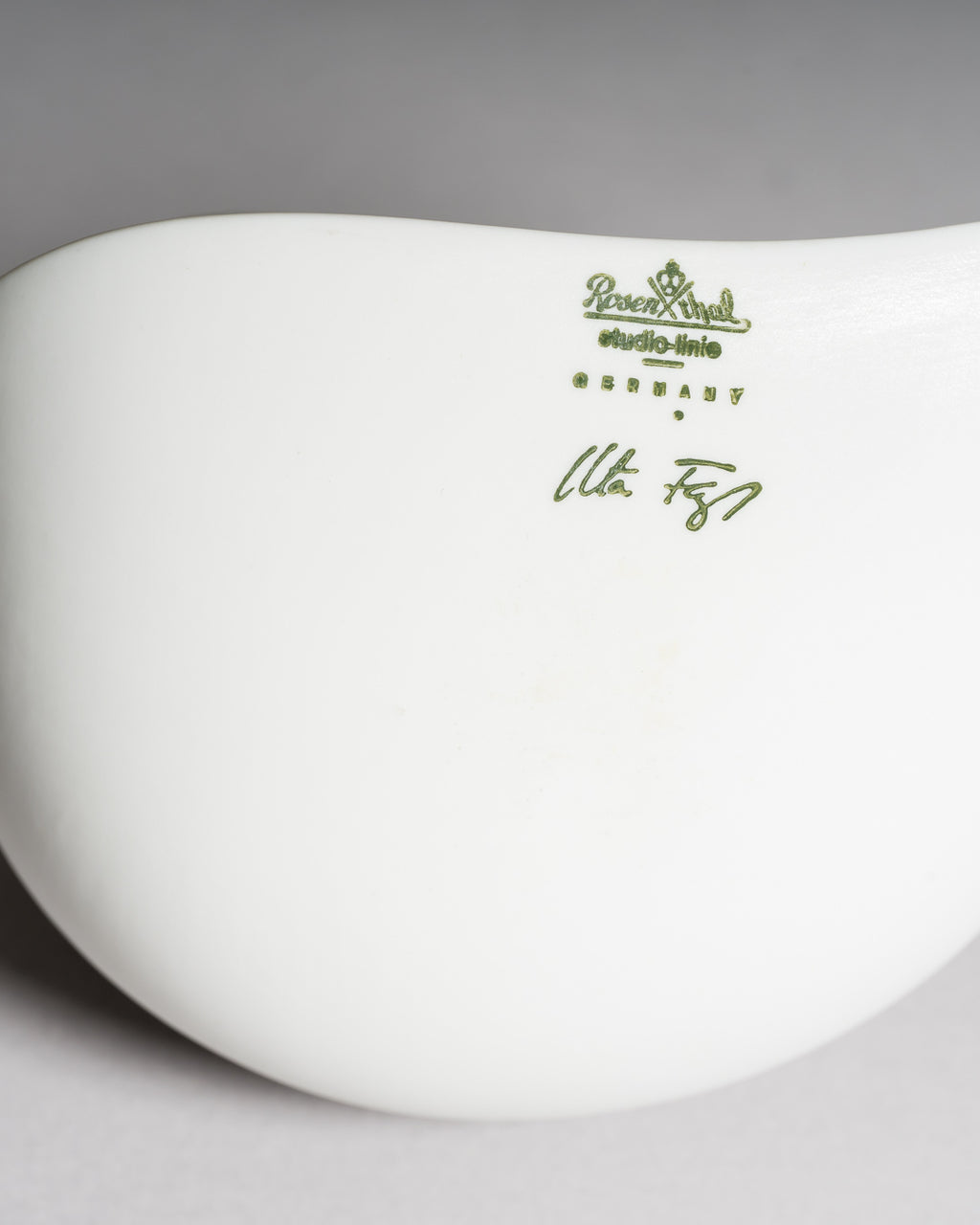 Bisque Porcelain Vase Duo – Lino Sabattini & Uta Feyl for Rosenthal, 1980s–1990s