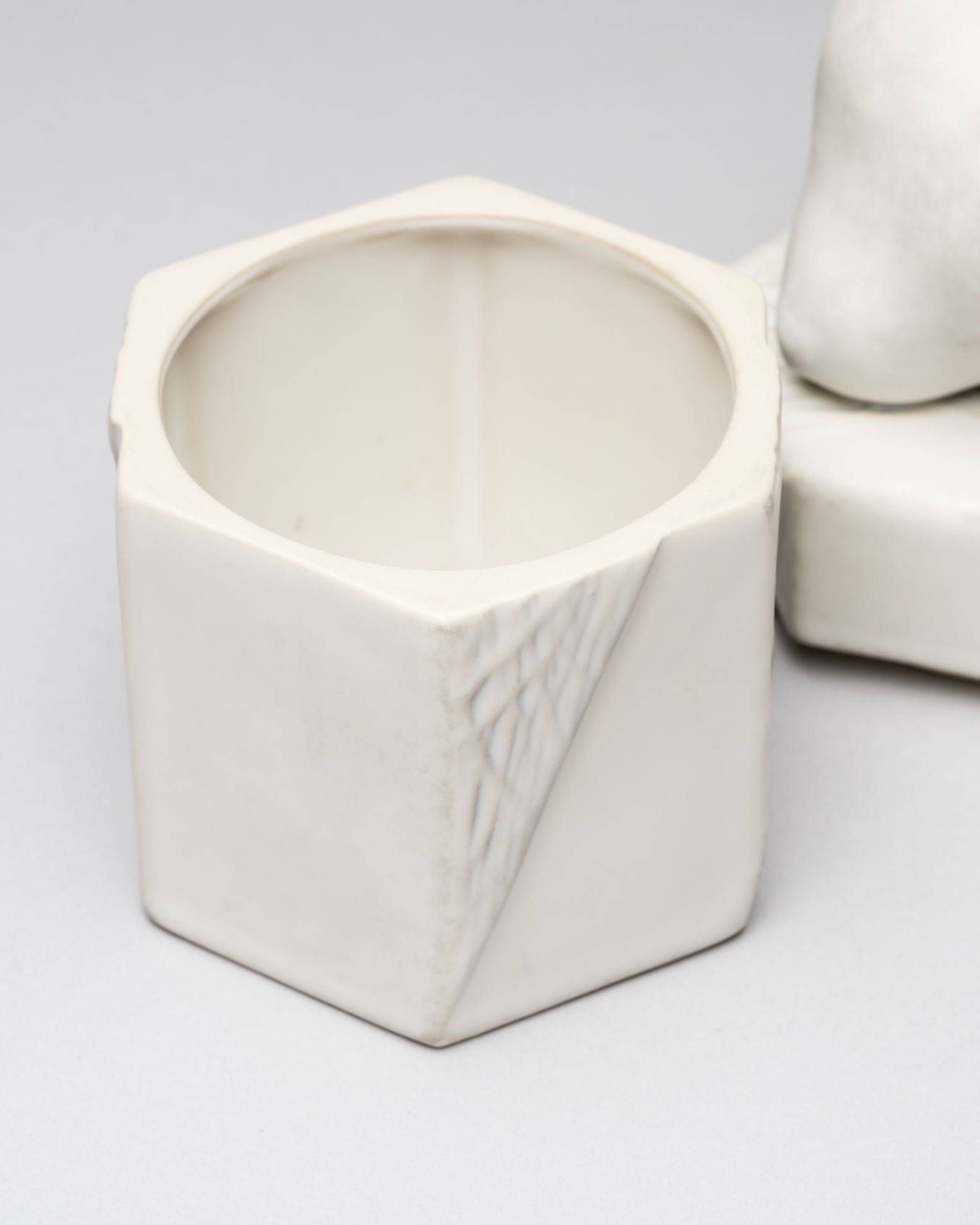 “Still Life” Porcelain Boxes Trio – Antje Brüggemann-Breckwoldt for Rosenthal, 1980s