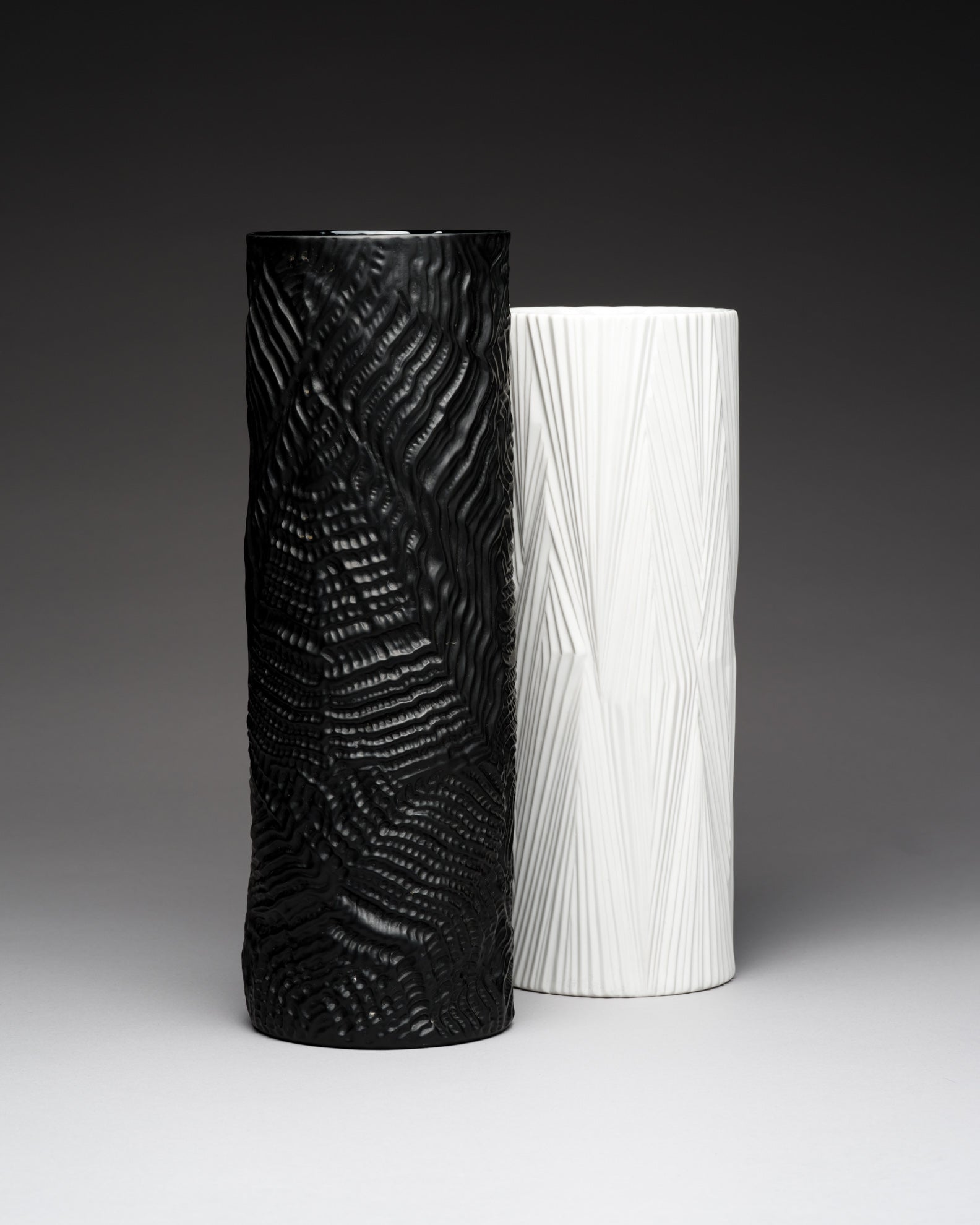 Black & White Matte Porcelain Vase Duo - Martin Freyer for Rosenthal, 1970s