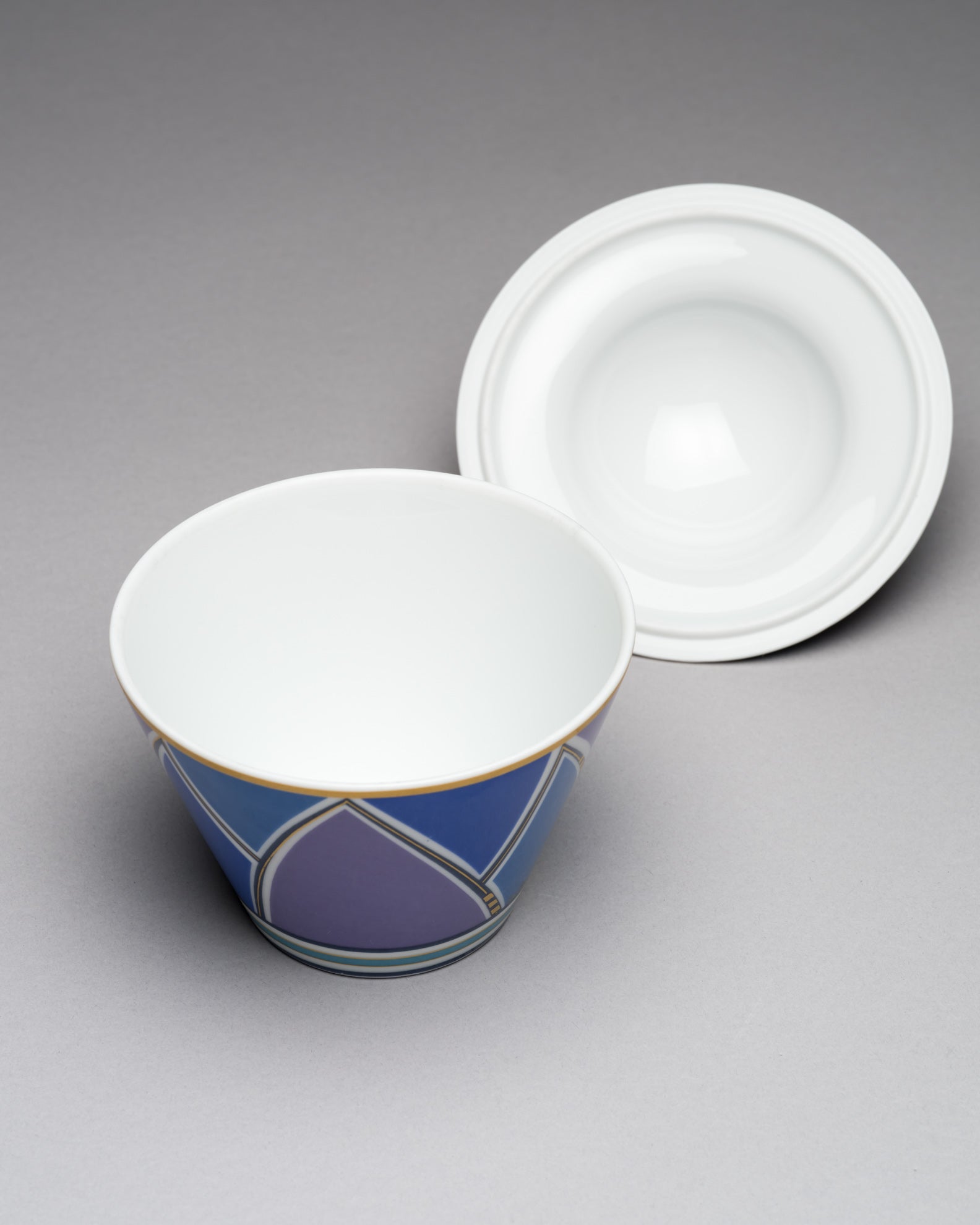 Porcelain Lidded Box – Solveig Samhaber for Rosenthal, 1980s