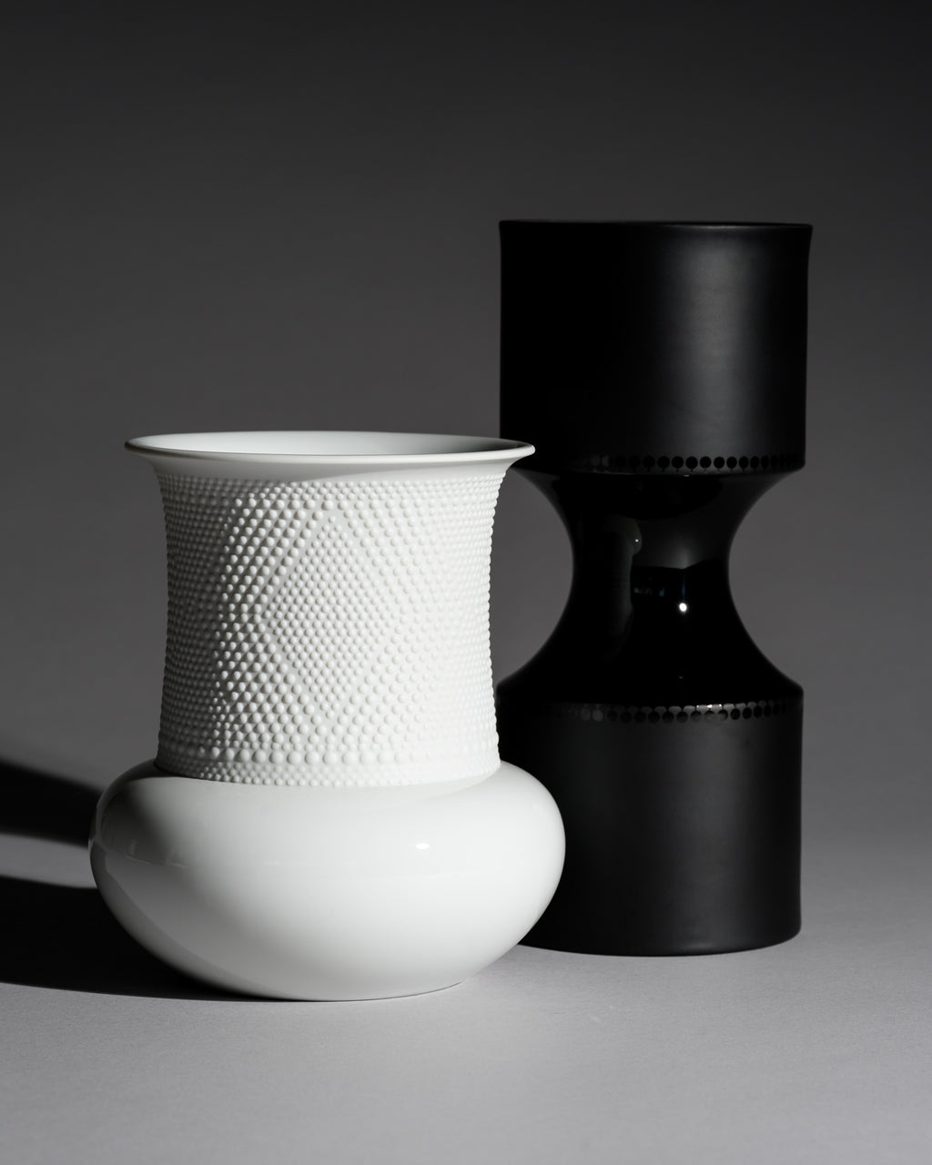 Black & White Porcelain Duo – Tapio Wirkkala for Rosenthal, 1980s