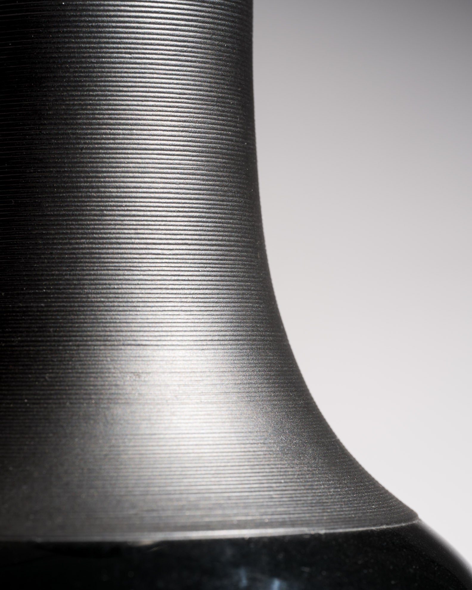 Porcelaine Noire Vase & Ashtray Duo – Tapio Wirkkala for Rosenthal, 1960s