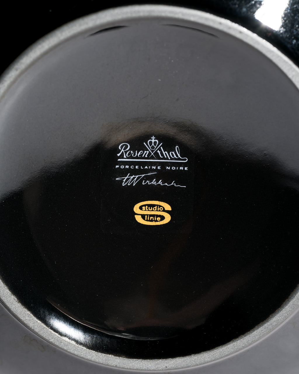 Porcelaine Noire Vase & Ashtray Duo – Tapio Wirkkala for Rosenthal, 1960s