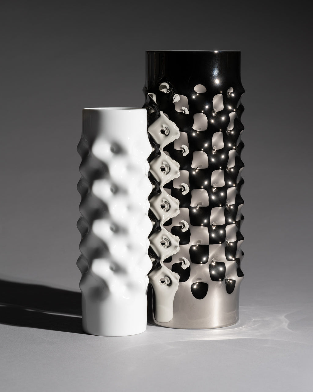 Vibrations Porcelain Vase Duo – Dieter Mankau for Rosenthal, 1970s–1980s