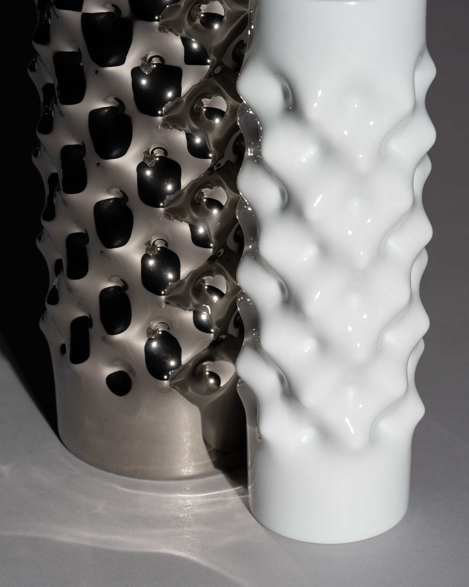 Vibrations Porcelain Vase Duo – Dieter Mankau for Rosenthal, 1970s–1980s