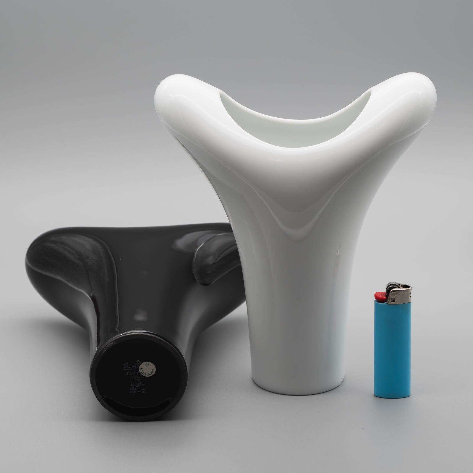 Porcelain Vase Duo “Spirit” – Robin Platt & Cairn Young for Rosenthal, 90s