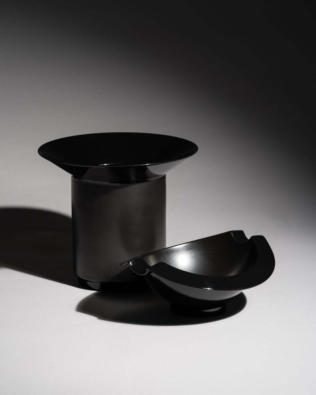Nautica Porcelaine Noire Duo – Jan van der Vaart for Rosenthal, 1980s