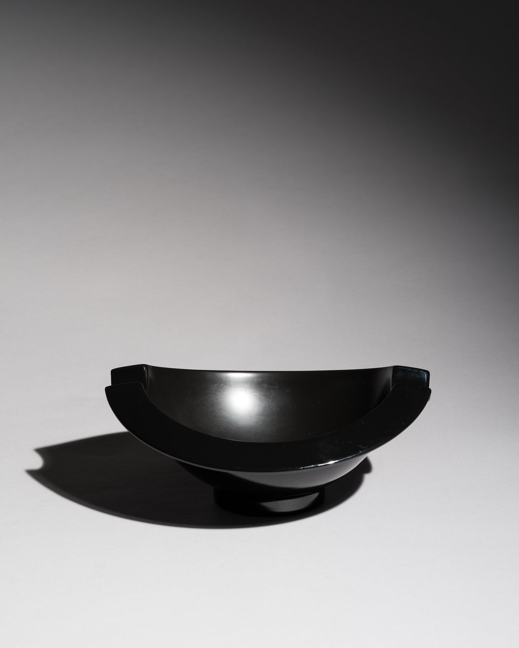 Nautica Porcelaine Noire Bowl – Jan van der Vaart for Rosenthal, 1980s