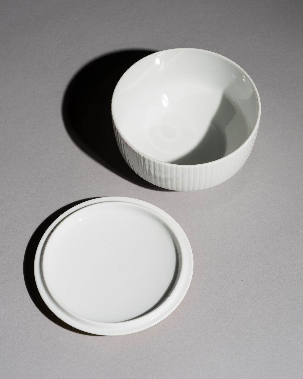 Lidded Porcelain Box – Tapio Wirkkala for Rosenthal Studio-Line, 1973