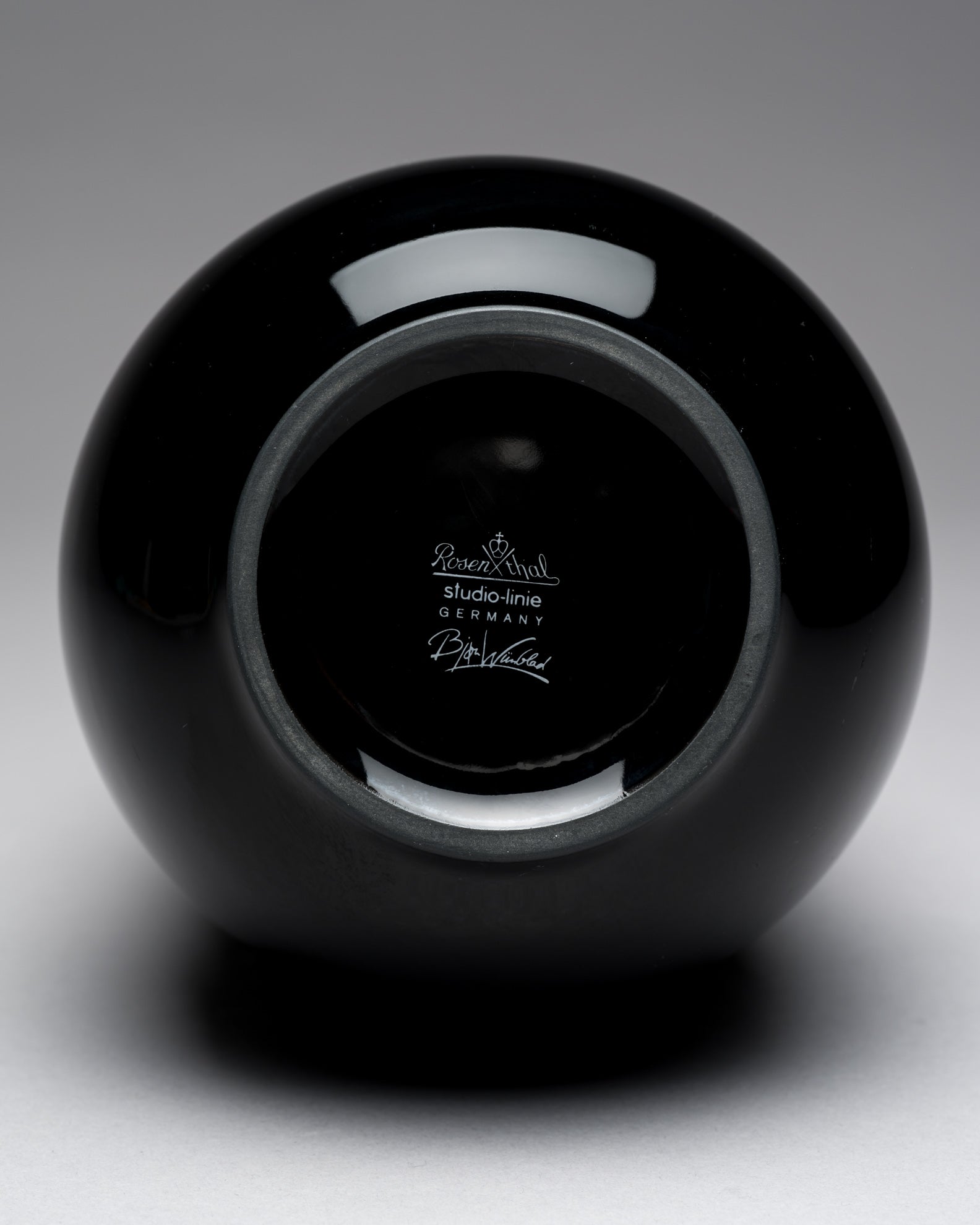 Porcelain Vases Duo  – Bjørn Wiinblad for Rosenthal, 1970s
