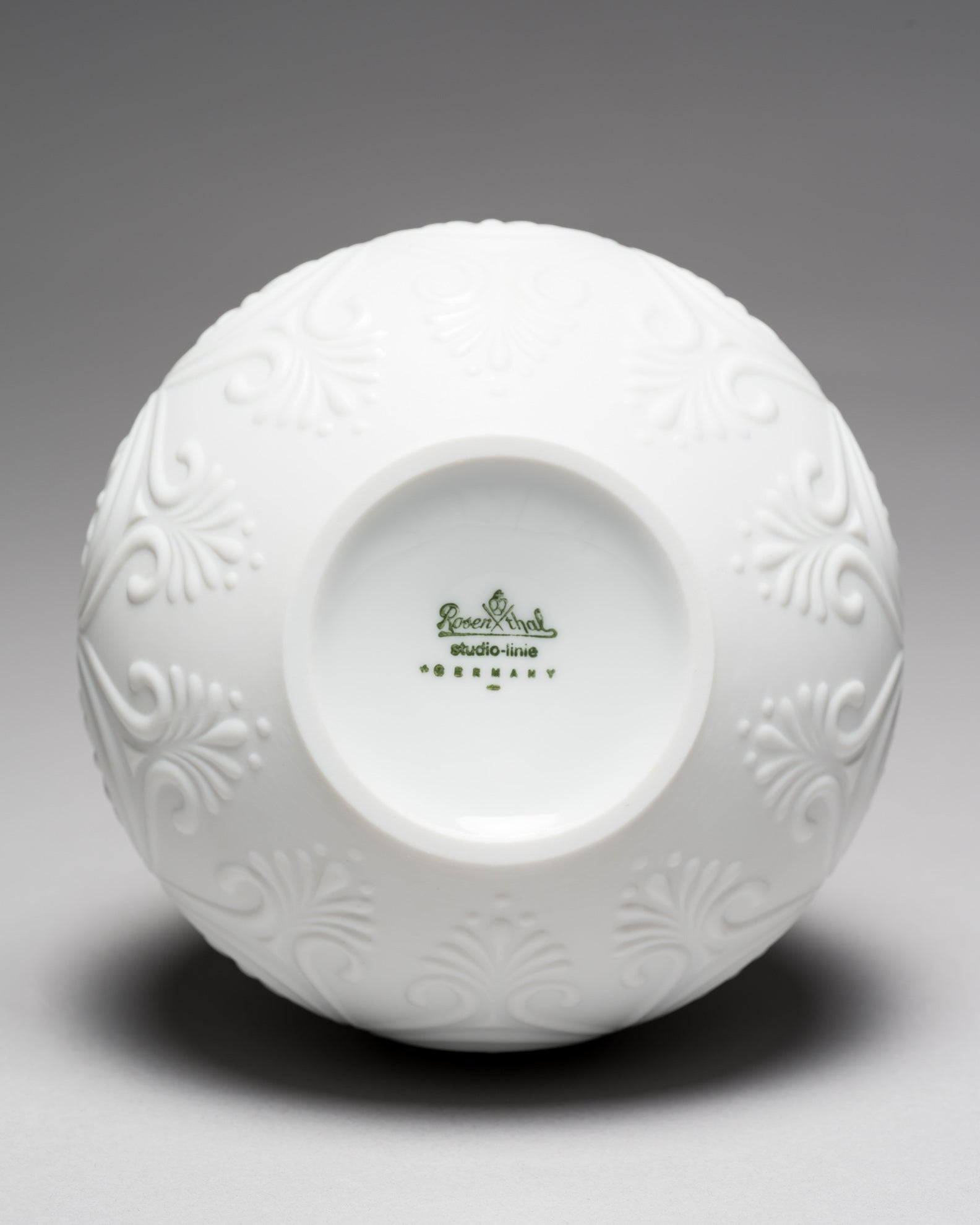 Bisque Porcelain Vase  – Bjørn Wiinblad for Rosenthal, 1971