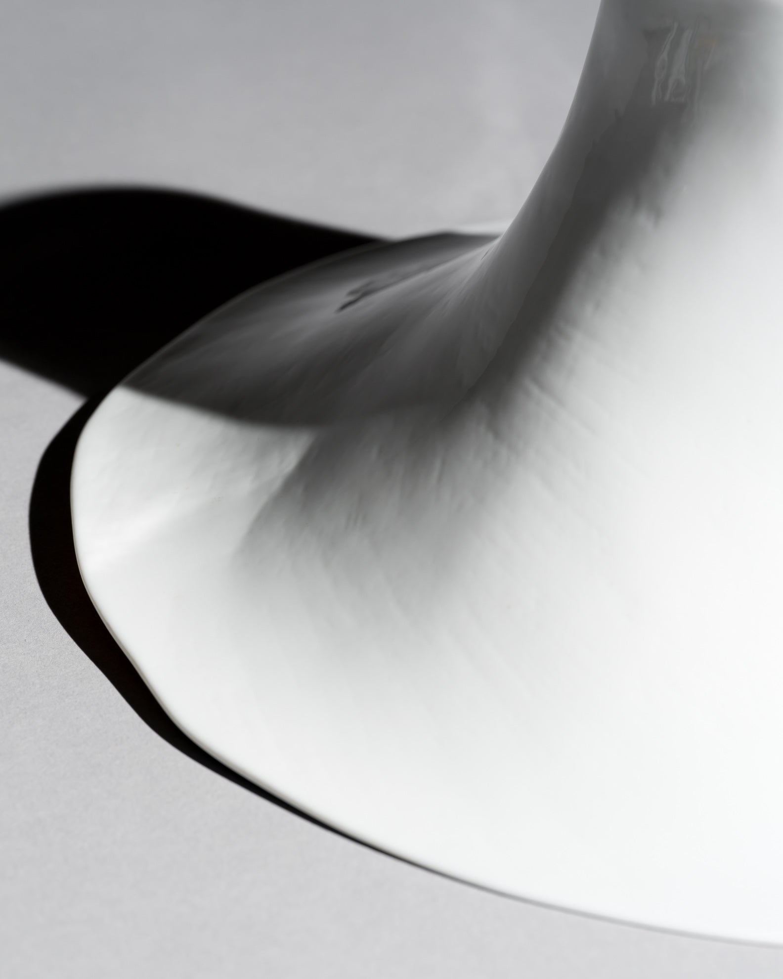 Pastel Papierporzellan Bowl – Johan van Loon for Rosenthal, 1981