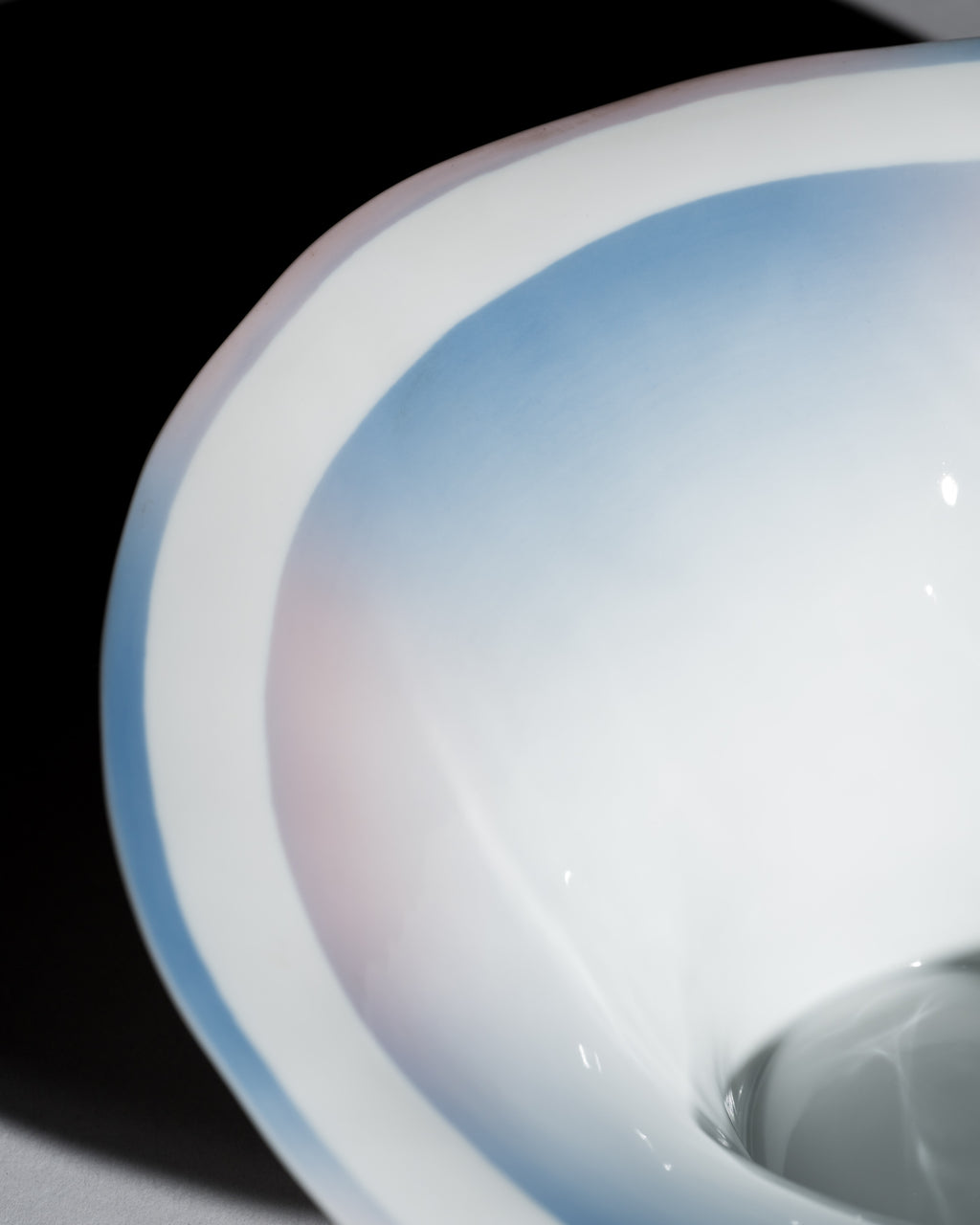 Pastel Papierporzellan Bowl – Johan van Loon for Rosenthal, 1981