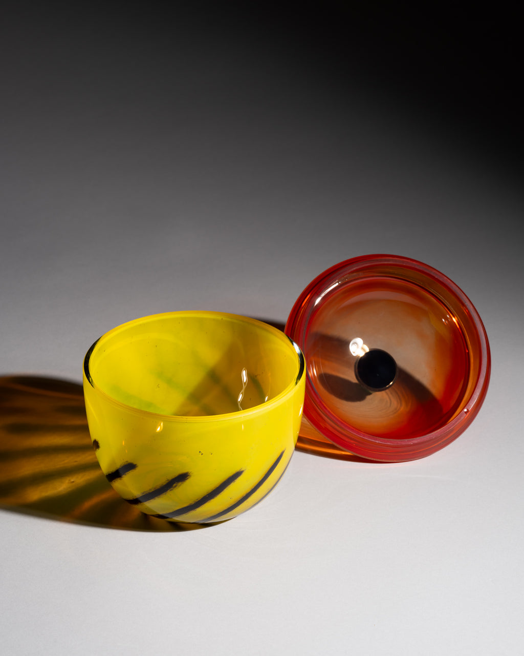 Nanny Still “Kontiki” Art Glass Carafe & Lidded Box Set for Rosenthal, 1993