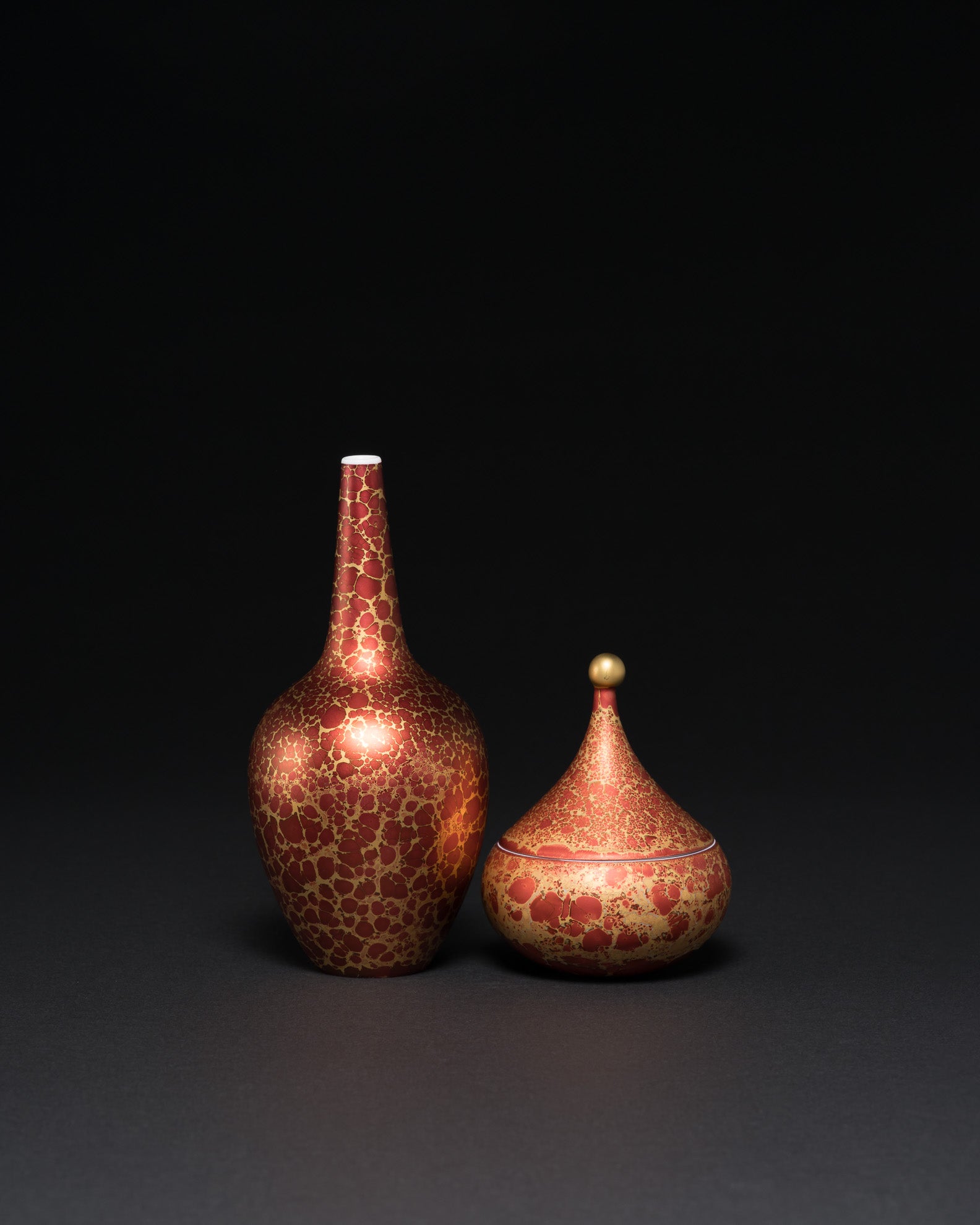 “Lamina Rot” Vase & Lidded Box – Hans Wohlrab & Helmut Drexler for Rosenthal, 1971