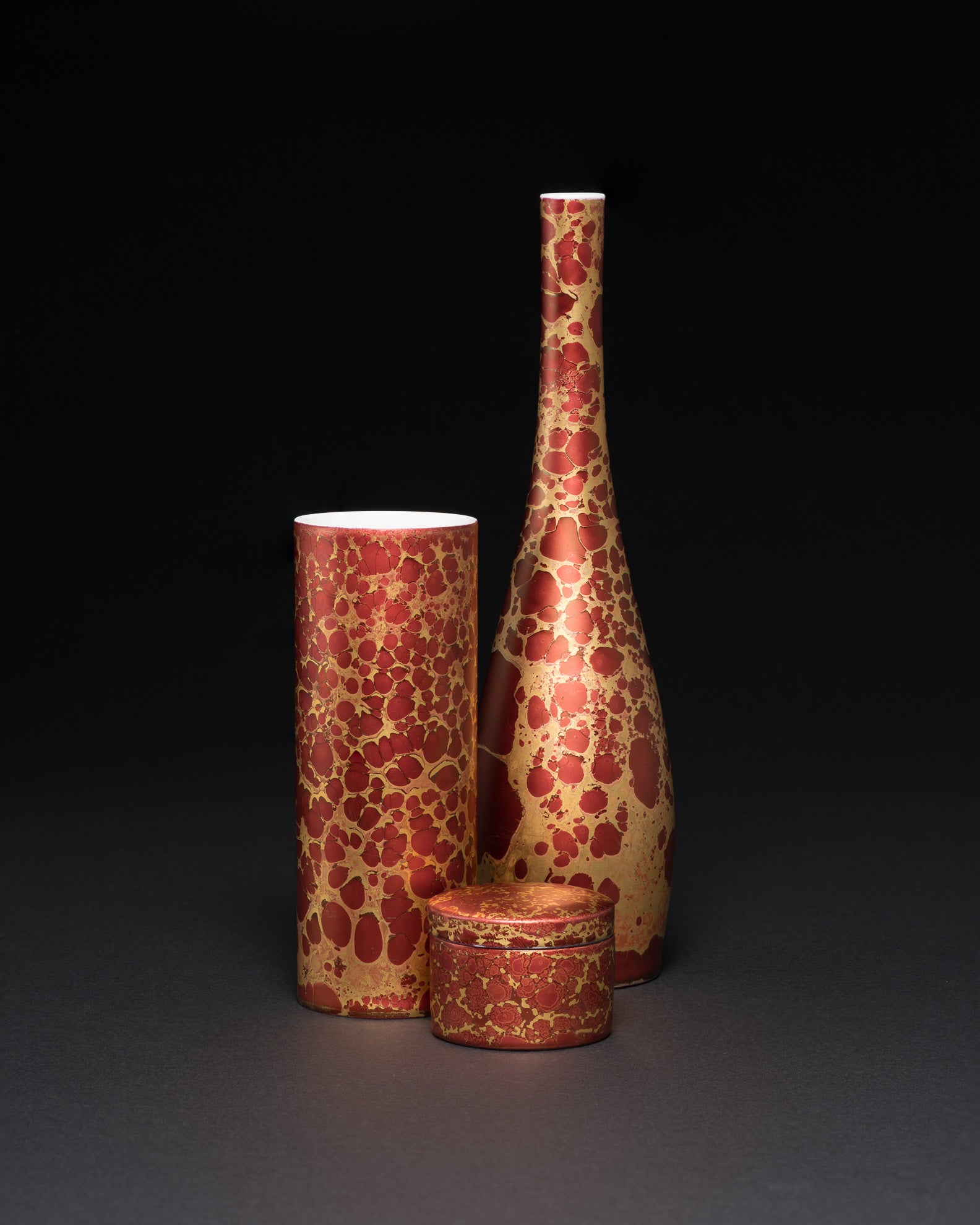“Lamina Rot” Vase & Box Trio  – Helmut Drexler for Rosenthal, 1970–1973