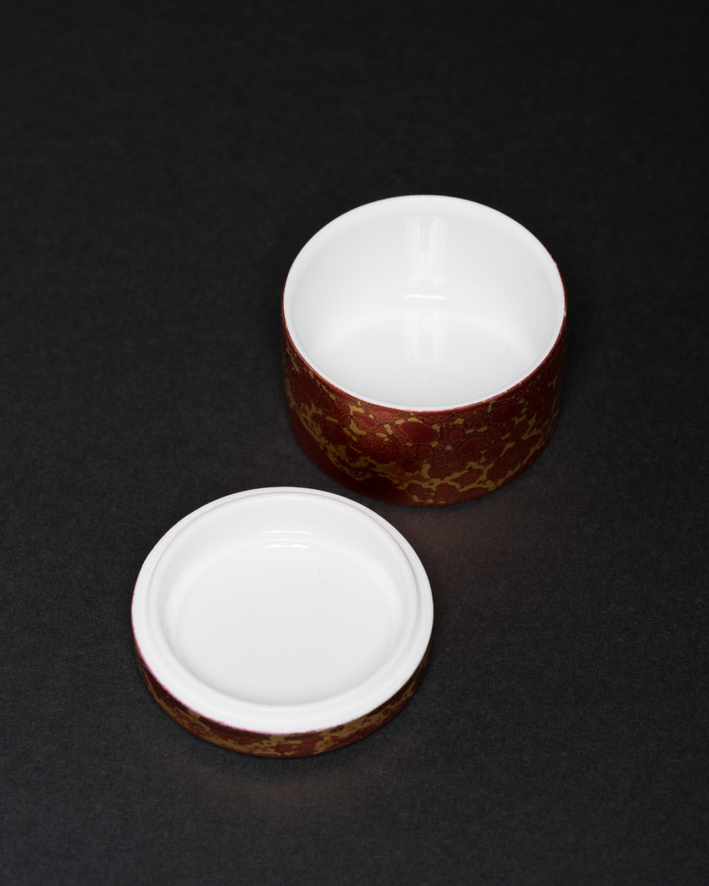 “Lamina Rot” Vase & Box Trio  – Helmut Drexler for Rosenthal, 1970–1973