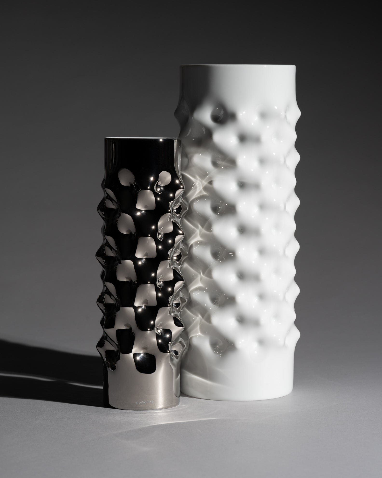 Vibrations White & Silver Porcelain Duo – Dieter Mankau for Rosenthal, 1970s–1980s