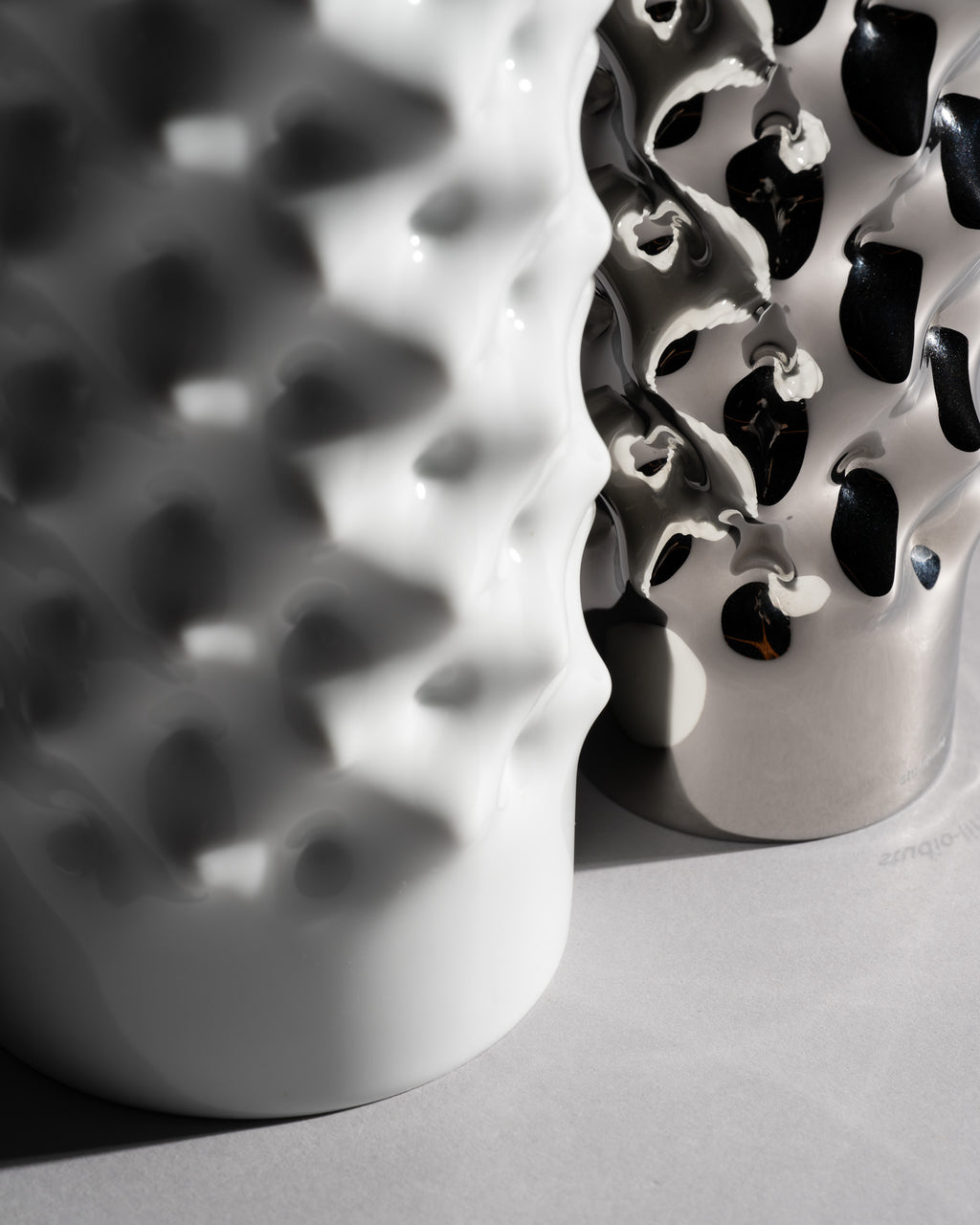 Vibrations White & Silver Porcelain Duo – Dieter Mankau for Rosenthal, 1970s–1980s