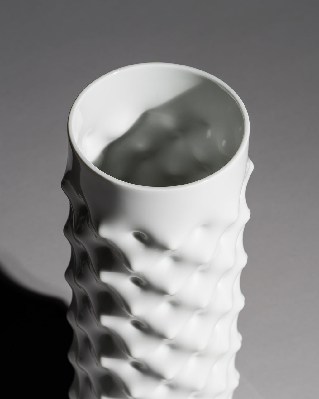 Vibrations White & Silver Porcelain Duo – Dieter Mankau for Rosenthal, 1970s–1980s