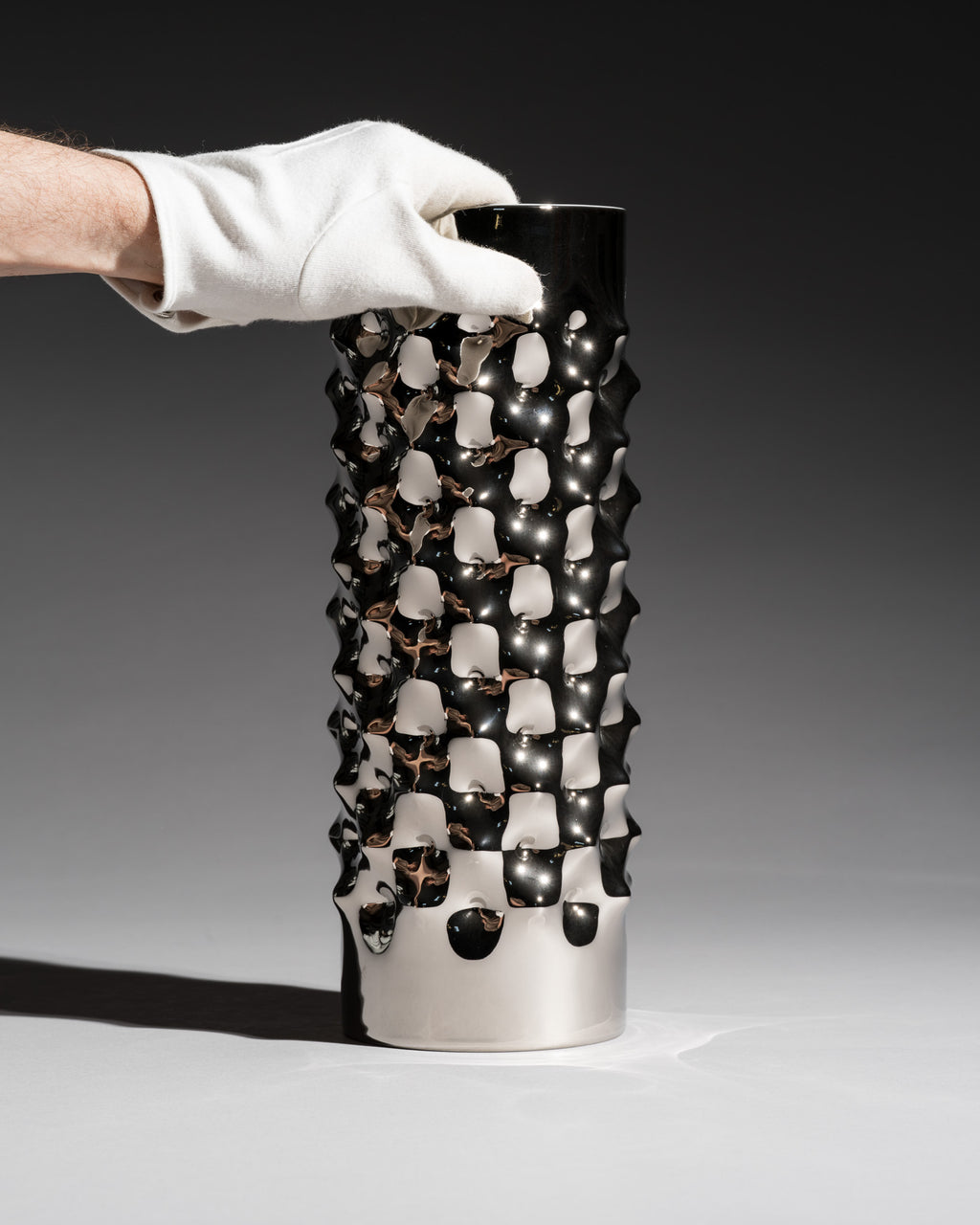 Vibrations Porcelain Vase Duo – Dieter Mankau for Rosenthal, 1970s–1980s