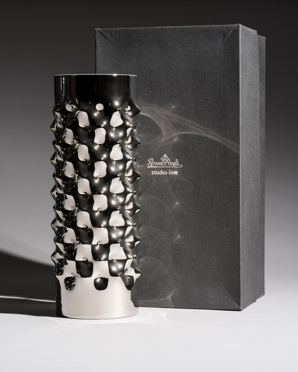 Vibrations Porcelain Vase Duo – Dieter Mankau for Rosenthal, 1970s–1980s