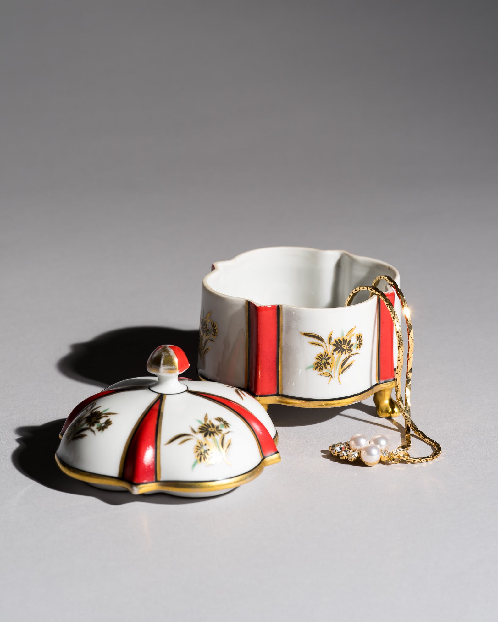 Porzellan Art Deco Lidded Box - Mäbendorf Porzellan, 1920s–1930s