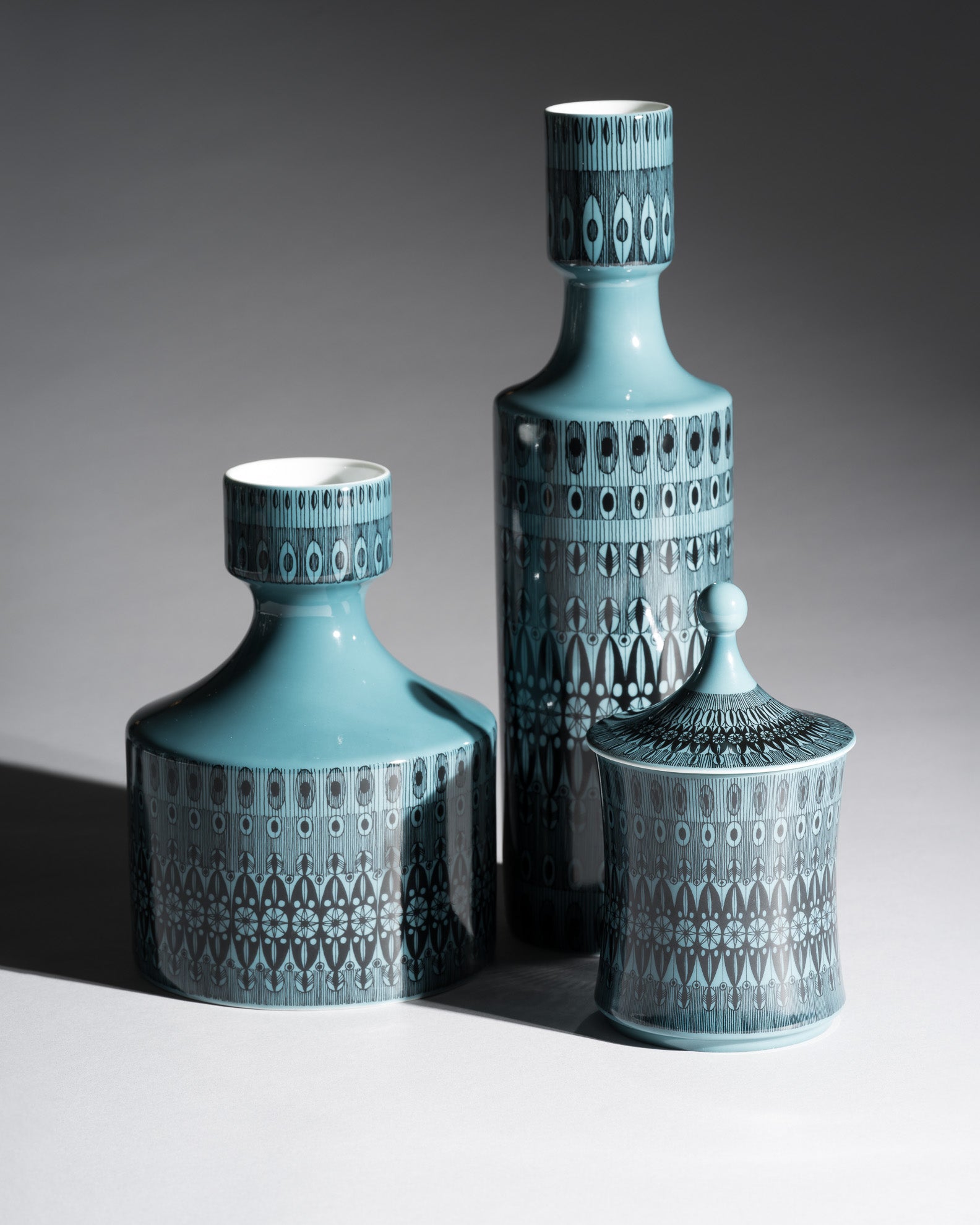 Turquoise Graphic Porcelain Trio – Theo Baumann for Rosenthal, 1964–1965