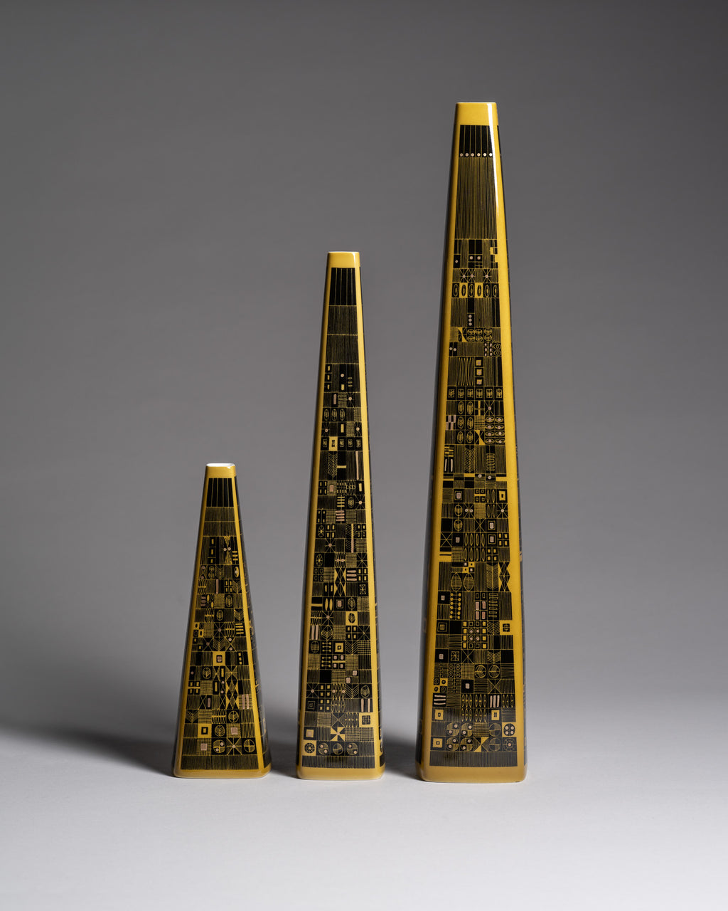 Graphic Porcelain Trio – Hans Theo Baumann for Rosenthal, 1964