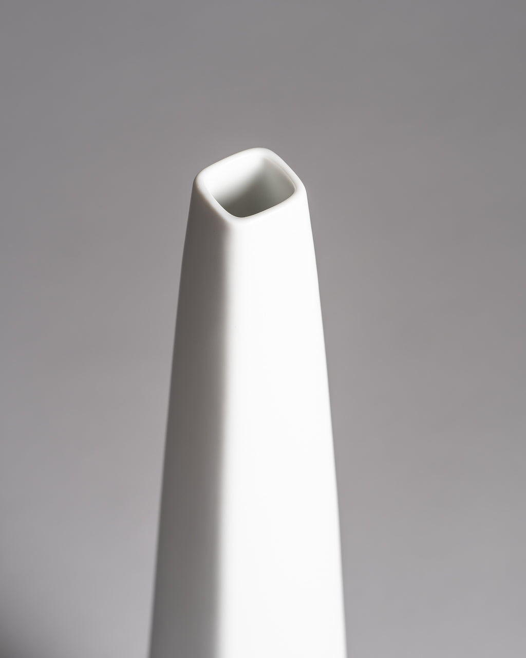 Porcelain Vase Duo – Erich Wilhelm John & Hans Theo Baumann for Rosenthal, 1960s