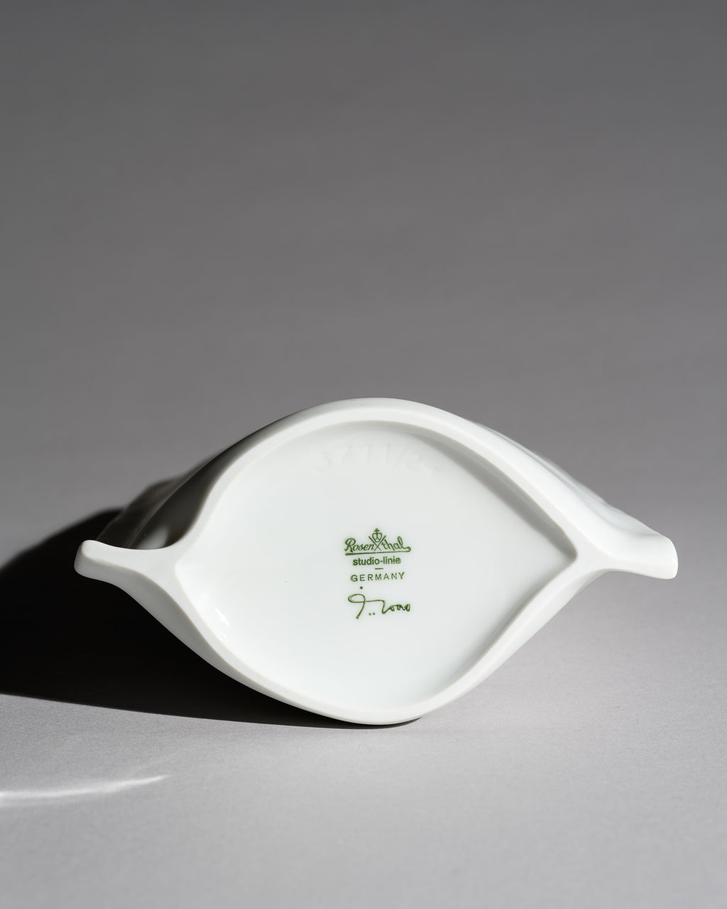 White Bisque Porcelain Vase Duo – Johan van Loon for Rosenthal, 1982–1983