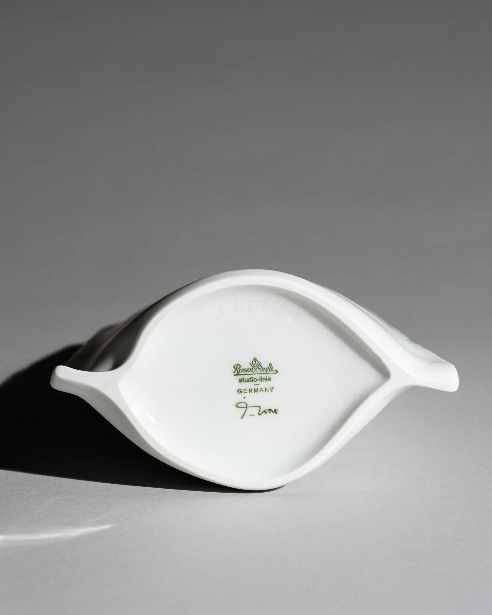 White Bisque Porcelain Vase Duo – Johan van Loon for Rosenthal, 1982–1983
