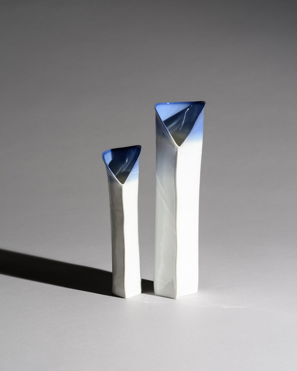 Blue and White Porcelain Vase Duo – Johan van Loon for Rosenthal Studio-Linie, 1987