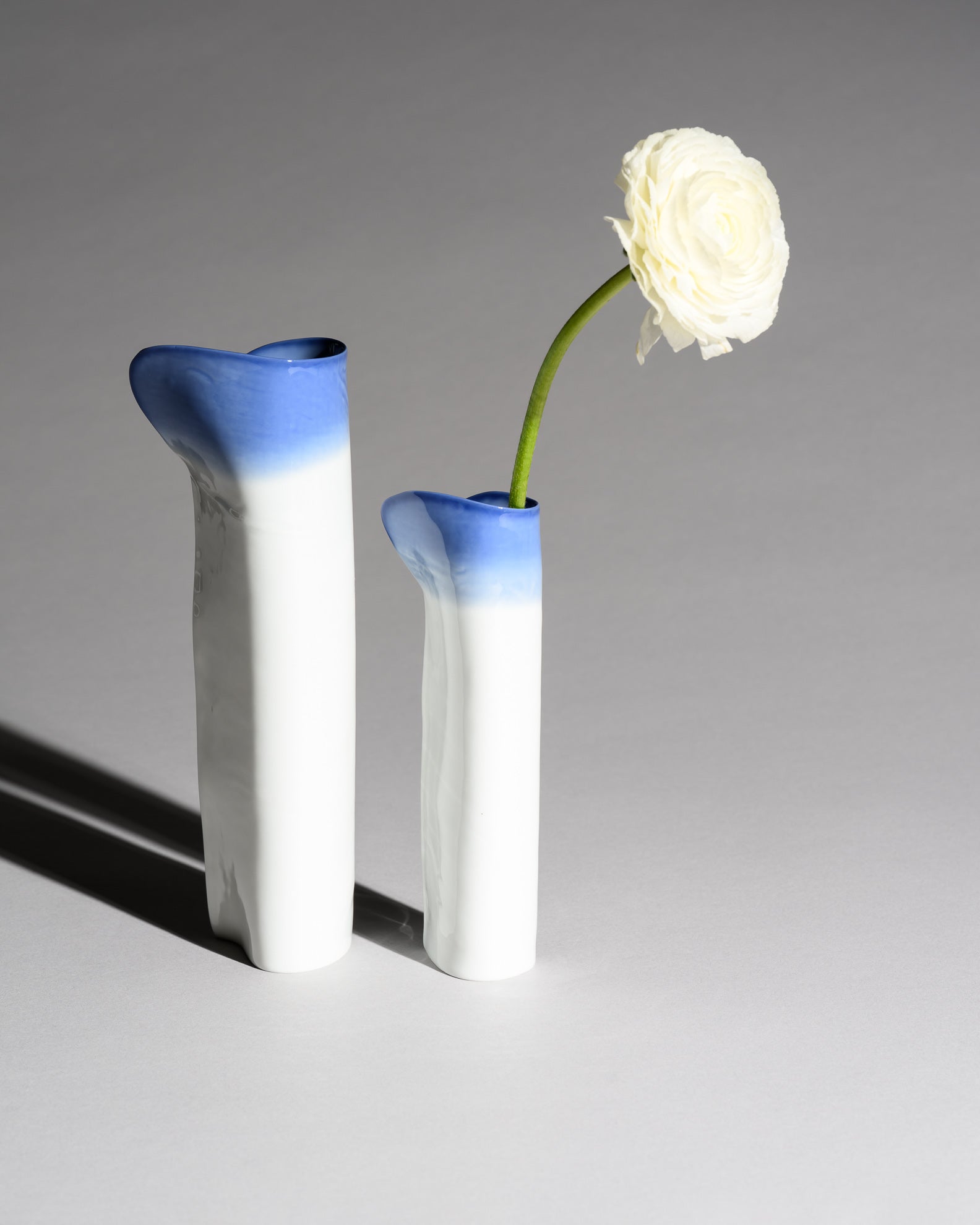 Blue and White Porcelain Vase Duo – Johan van Loon for Rosenthal Studio-Linie, 1987