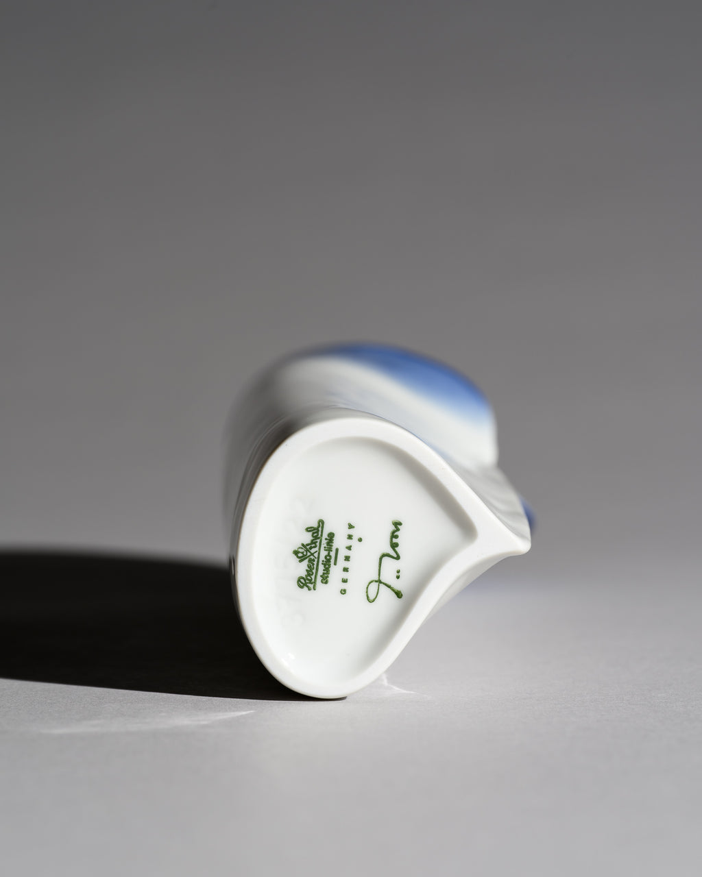 Blue and White Porcelain Vase Duo – Johan van Loon for Rosenthal Studio-Linie, 1987