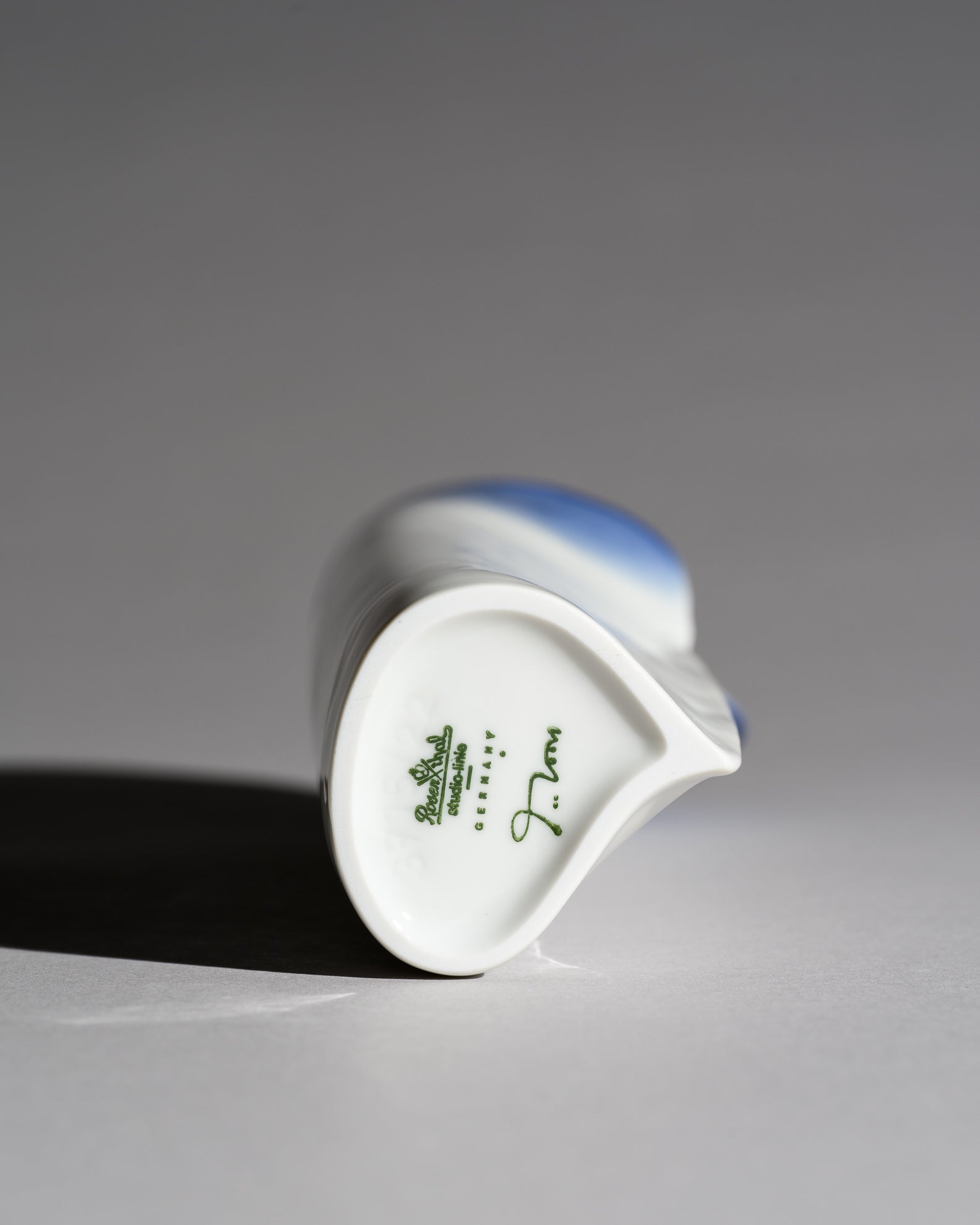 Blue and White Porcelain Vase Duo – Johan van Loon for Rosenthal Studio-Linie, 1987