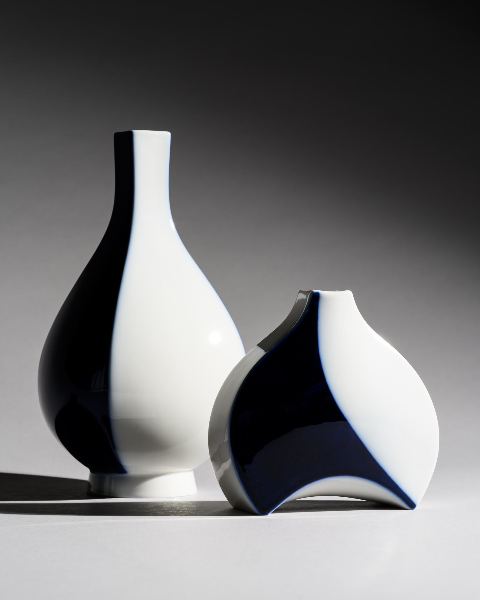 Modernist Porcelain Vase Duo - Trude Petri and Konrad Quillmann for KPM Berlin, 1950s–late 1960s